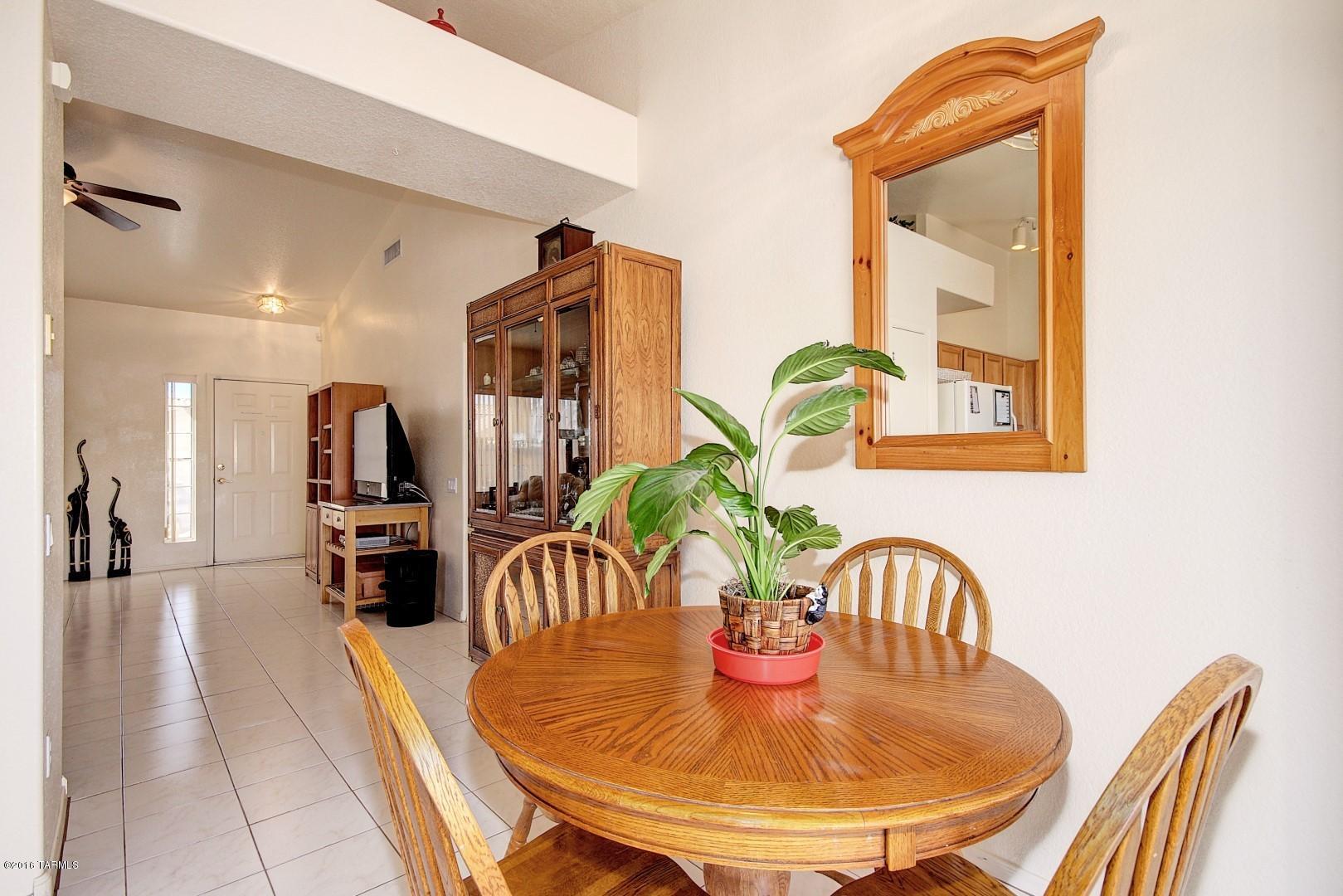 Hacienda Del Oro (1-78) - Residential