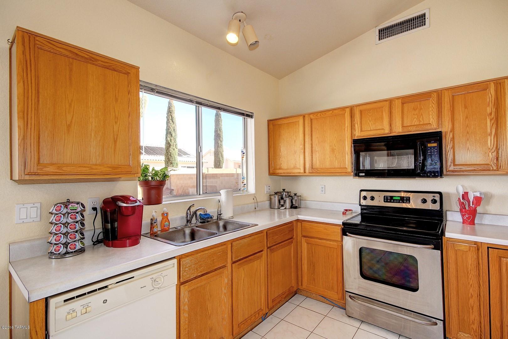 Hacienda Del Oro (1-78) - Residential