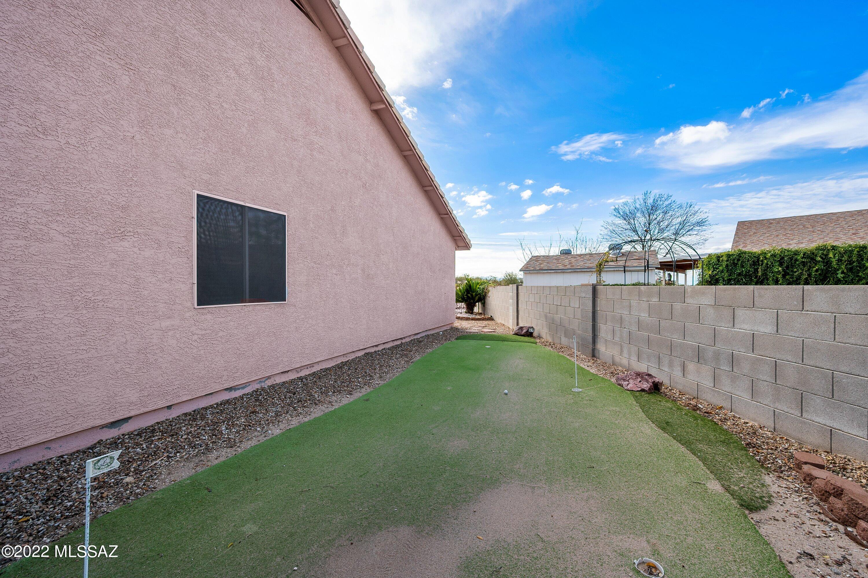 Hacienda Del Oro (1-78) - Residential