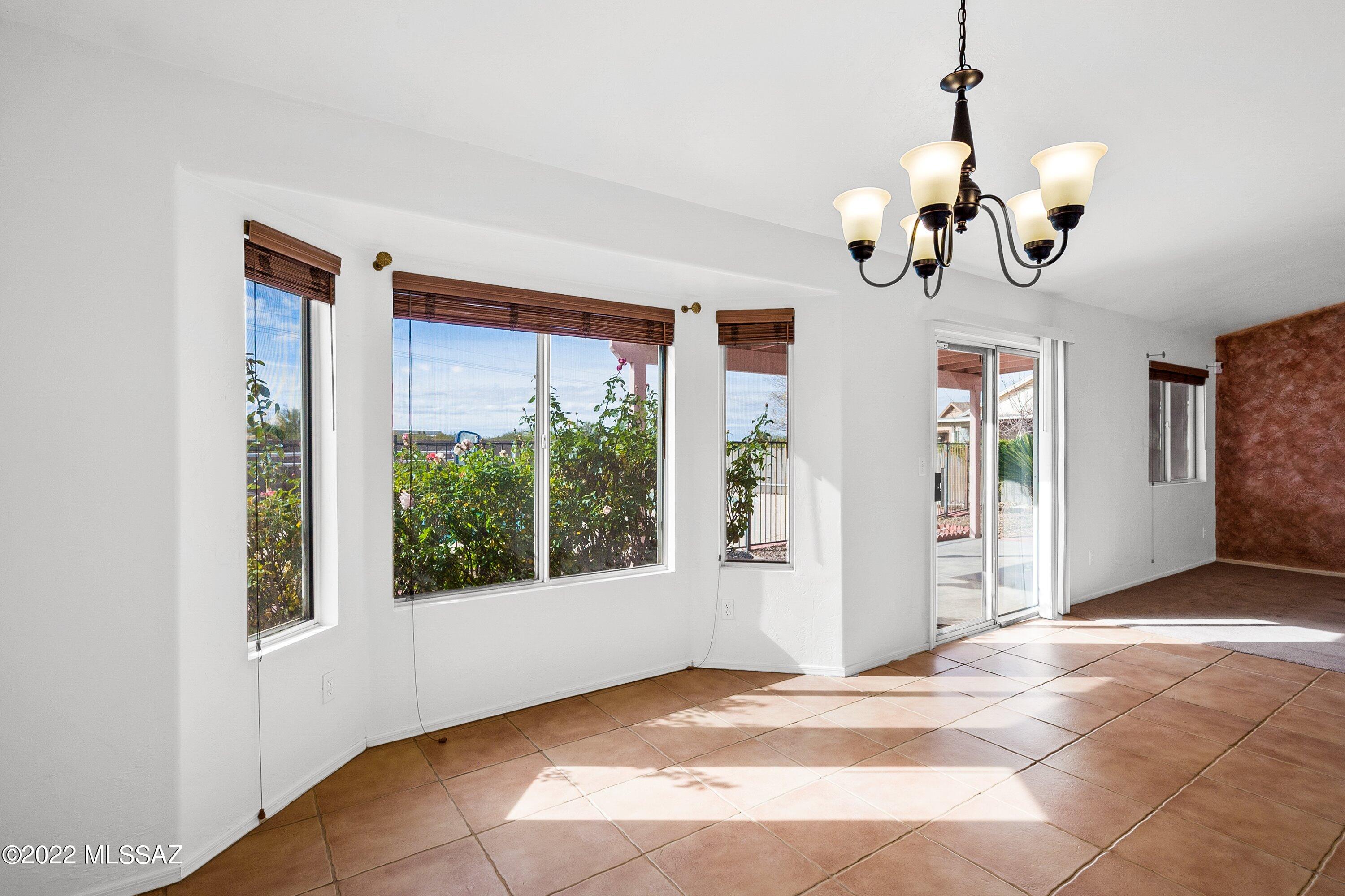 Hacienda Del Oro (1-78) - Residential