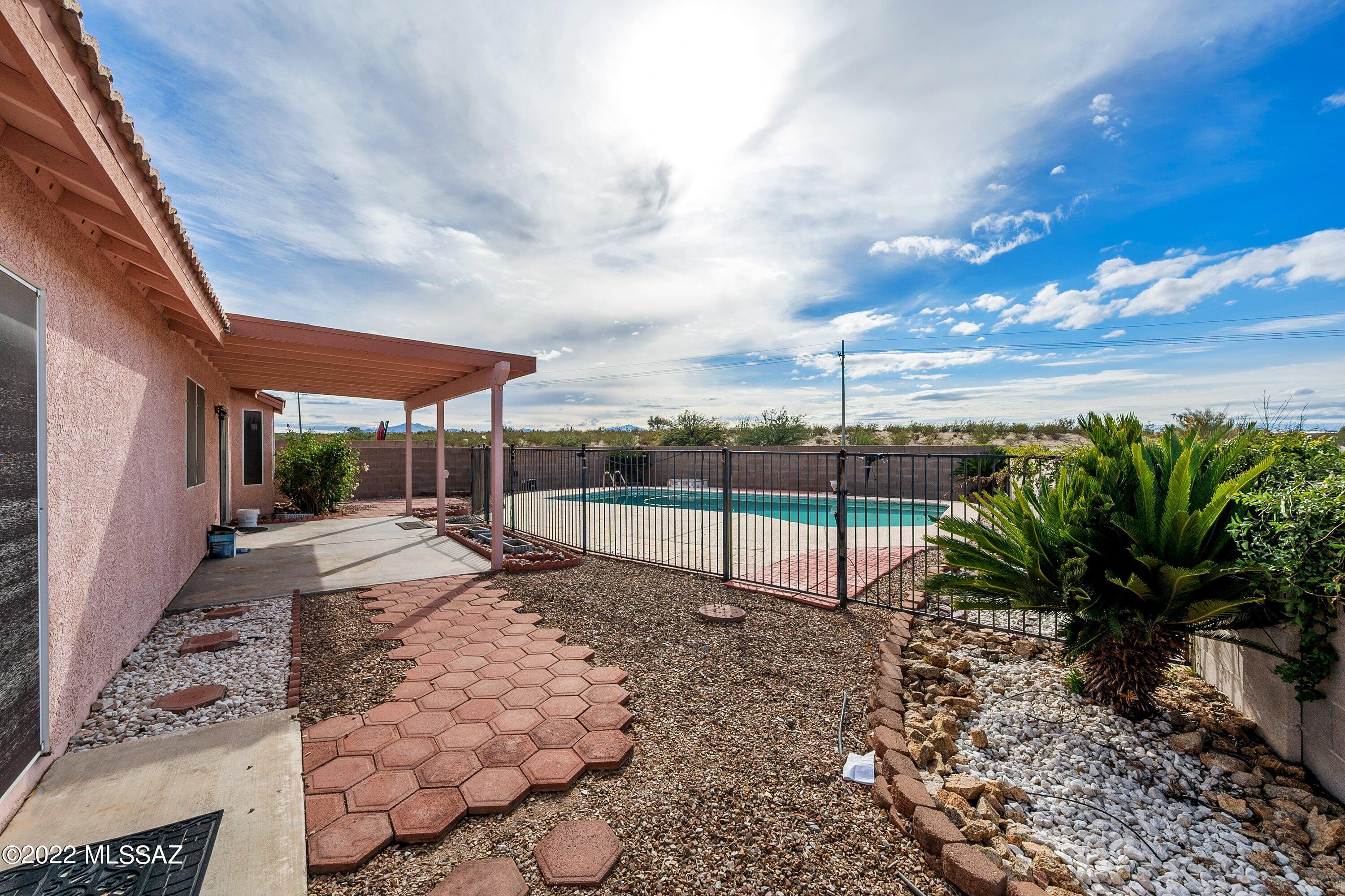Hacienda Del Oro (1-78) - Residential