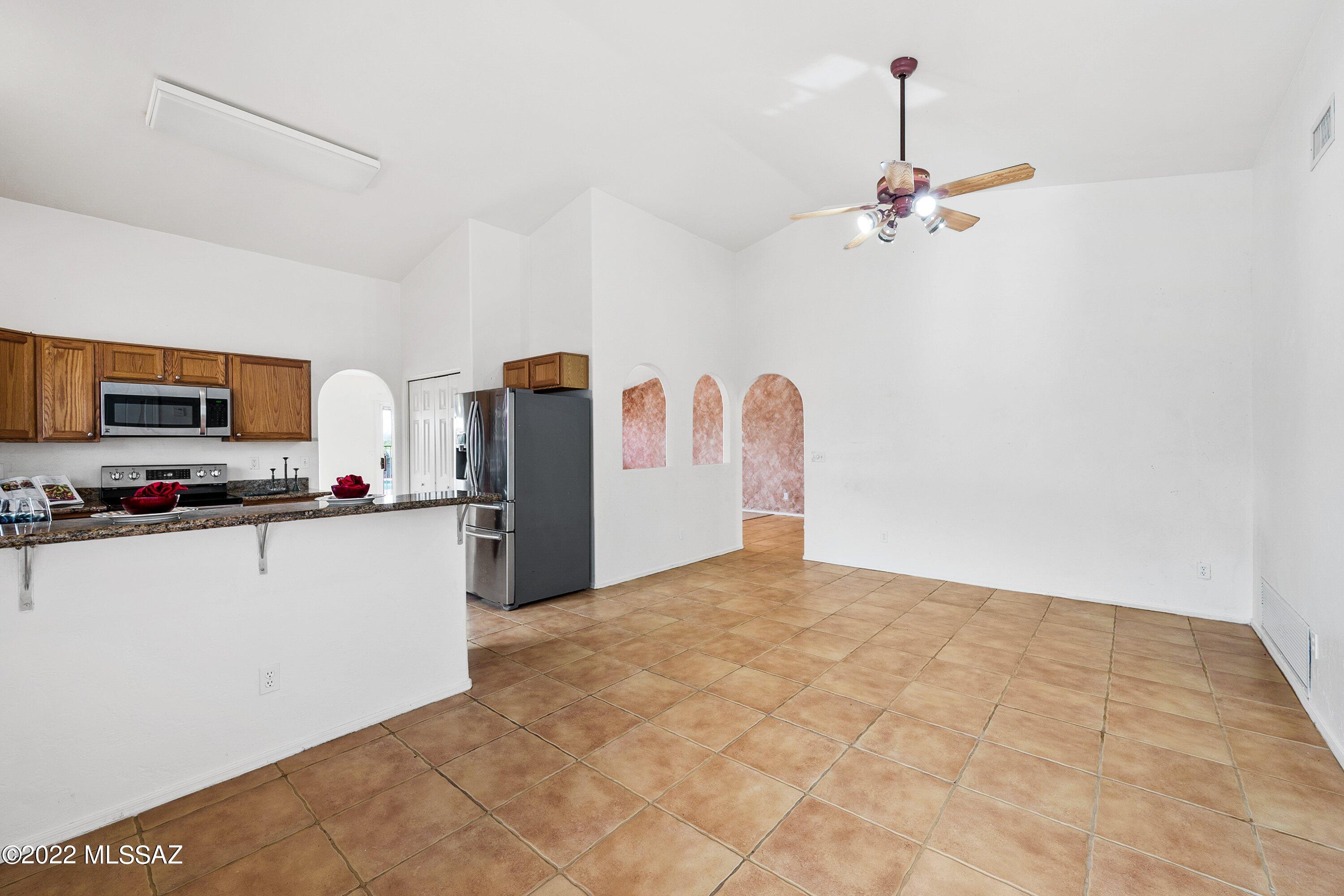 Hacienda Del Oro (1-78) - Residential