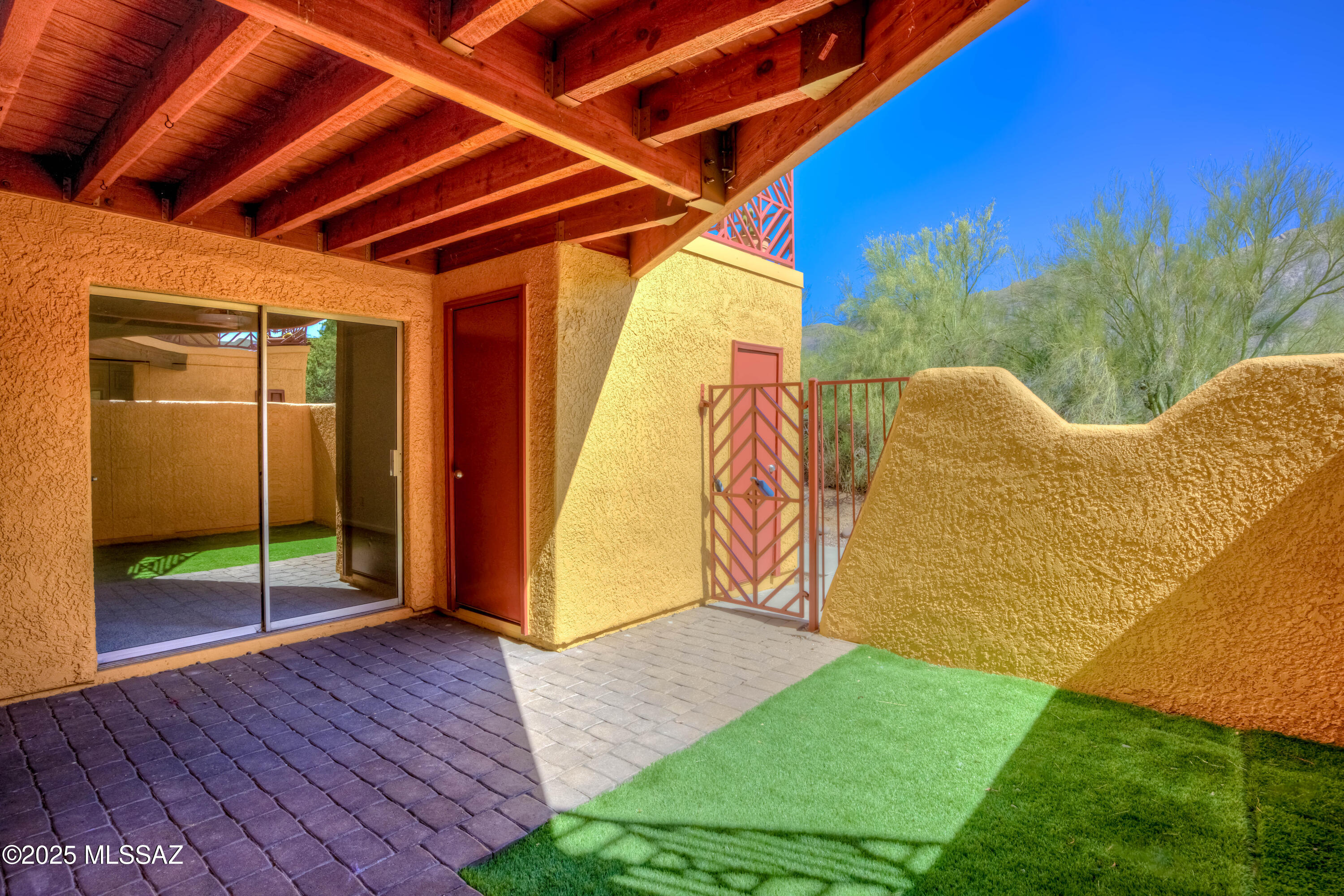 Reflections in the Catalina Condominium - Residential