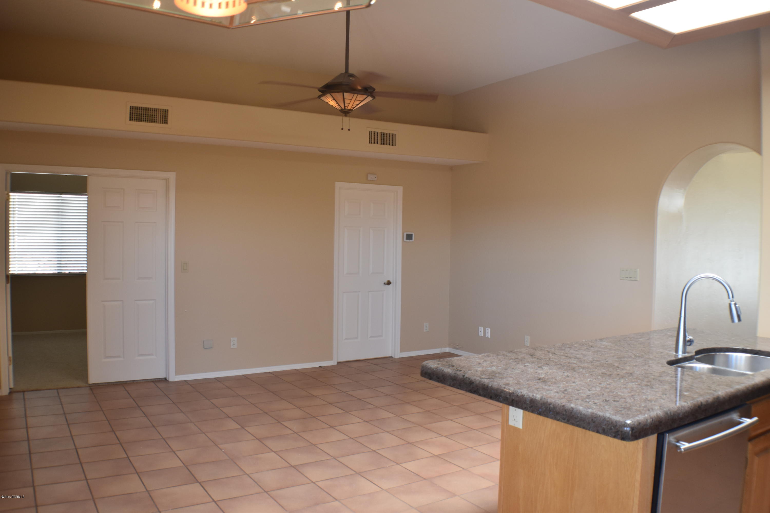 River Oak Estates (1-46) - Residential Lease