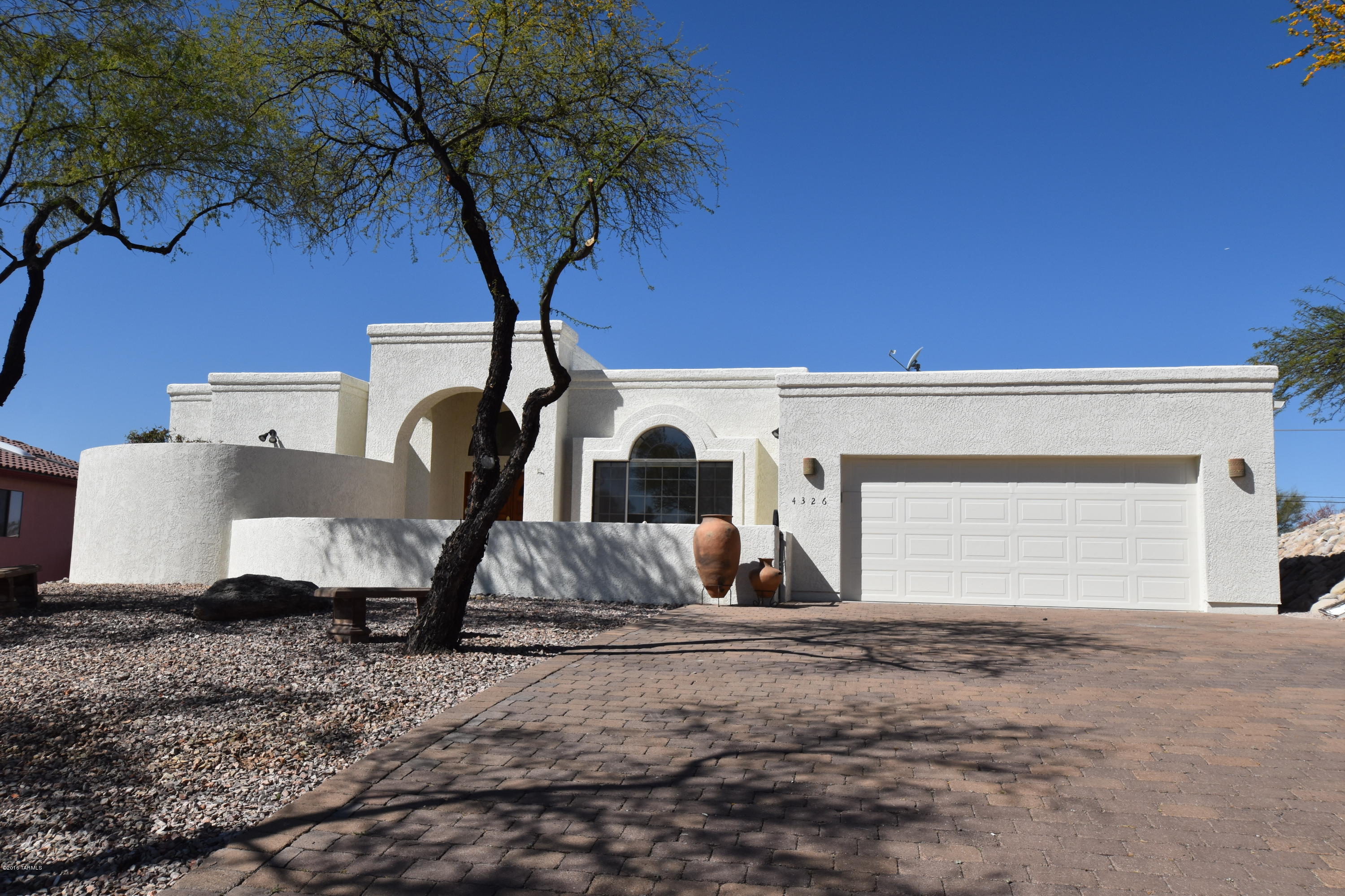 River Oak Estates (1-46) - Residential Lease