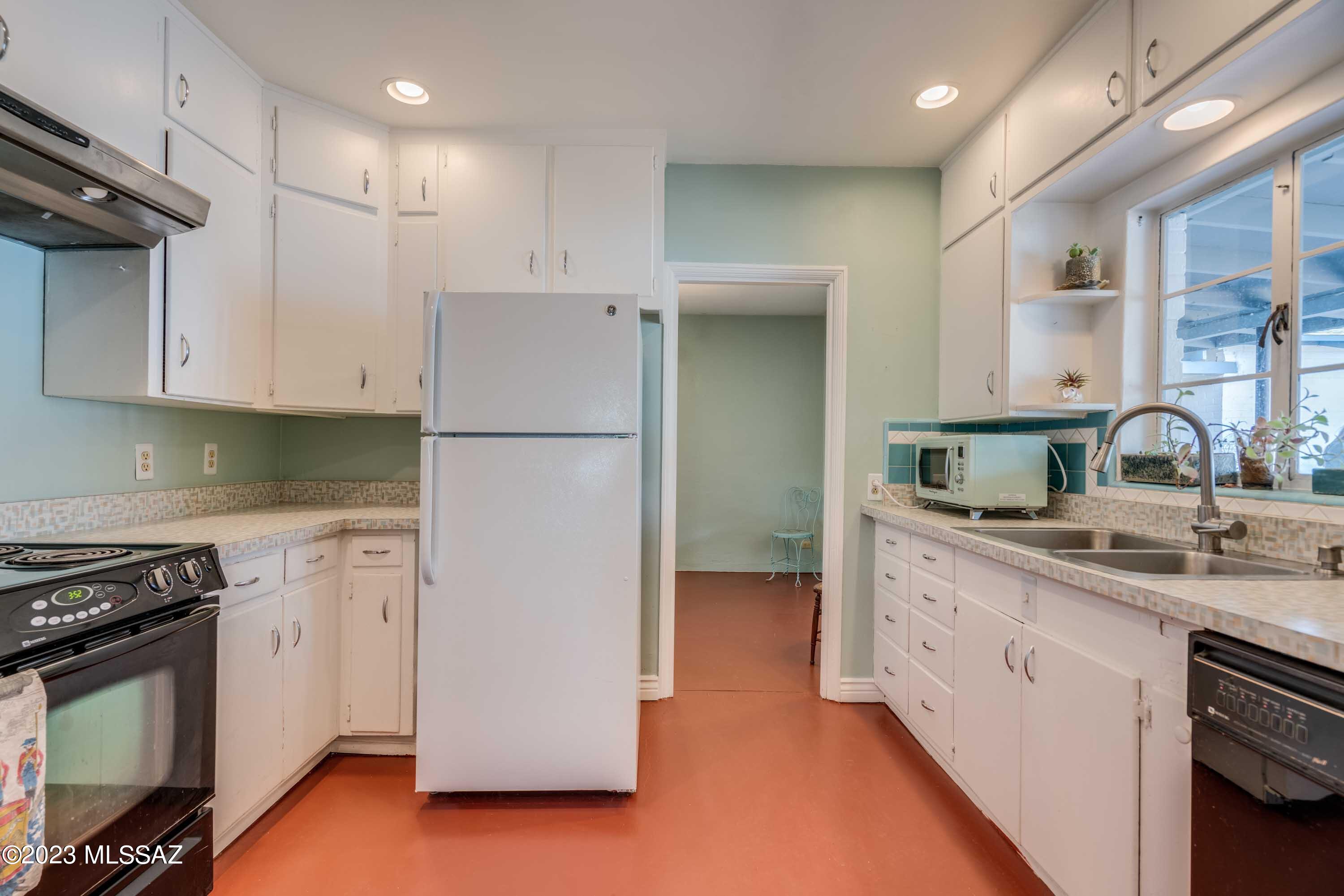 Broadmoor - Residential