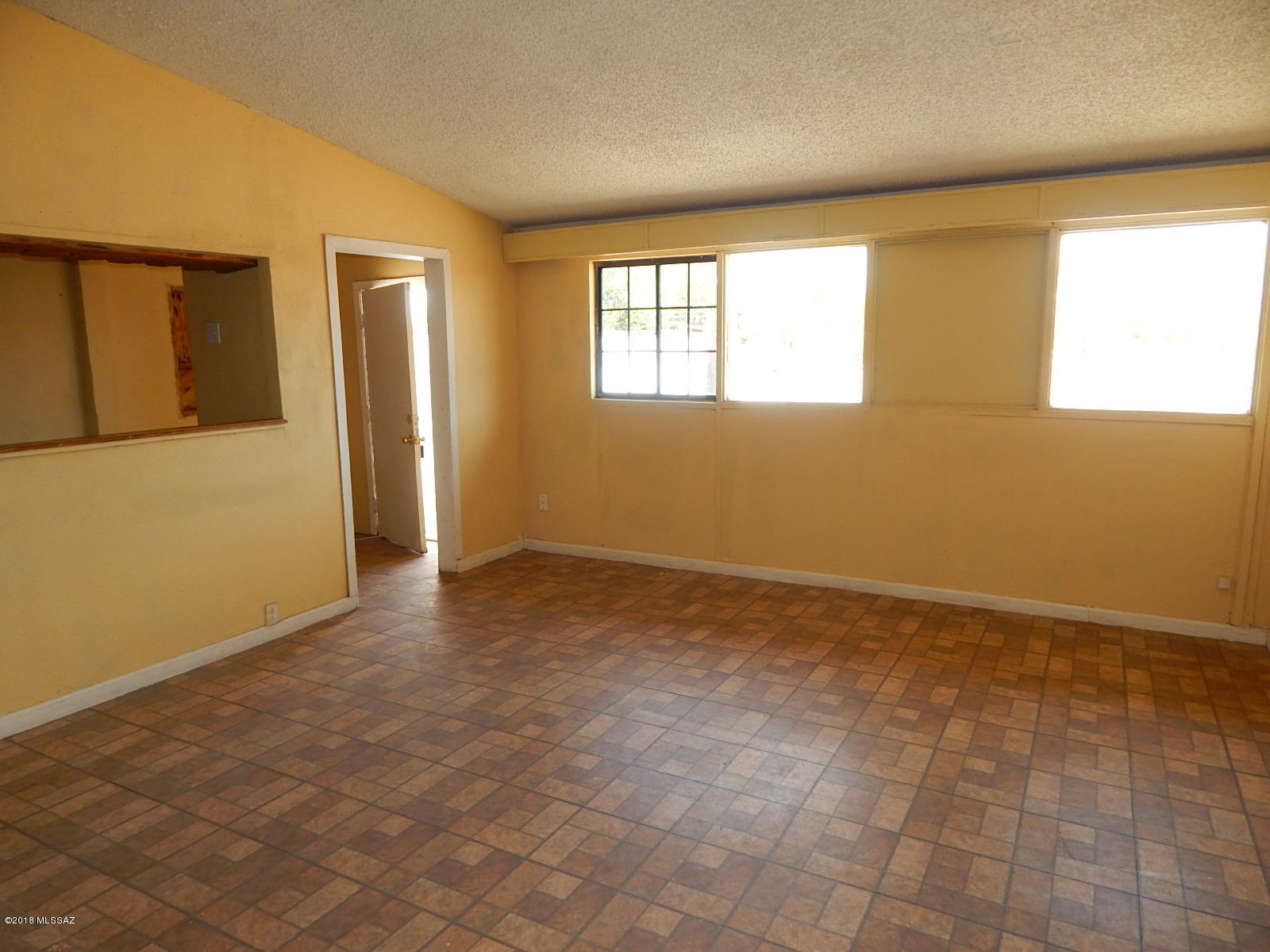 Pueblo Gardens - Residential Income