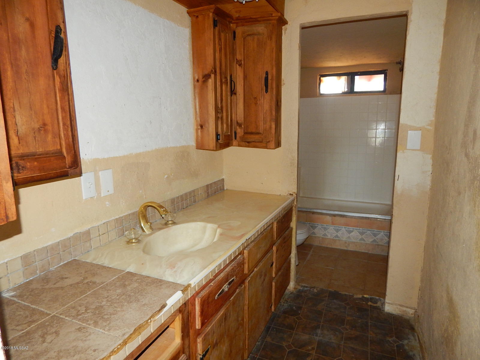 Pueblo Gardens - Residential Income