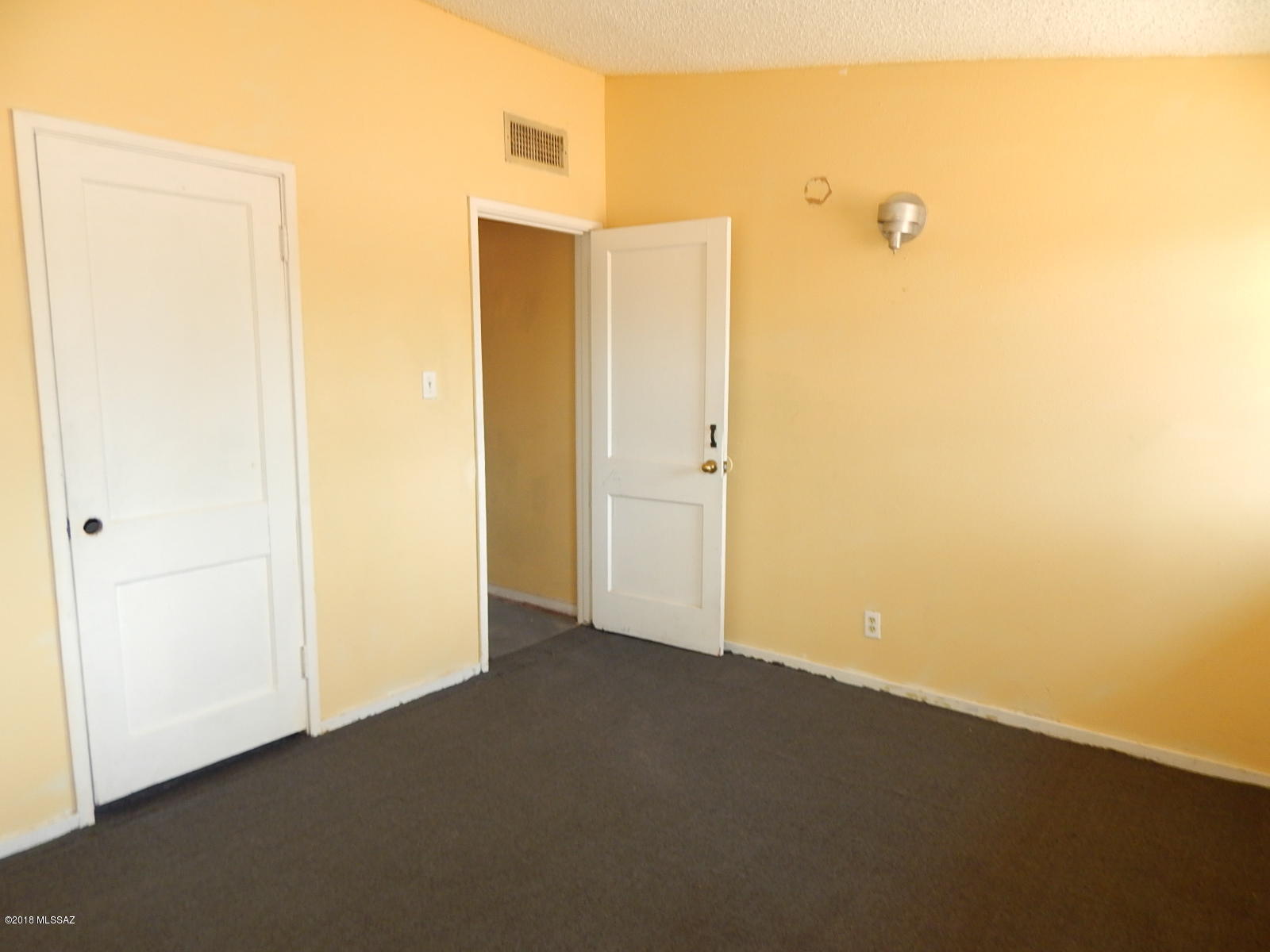 Pueblo Gardens - Residential Income