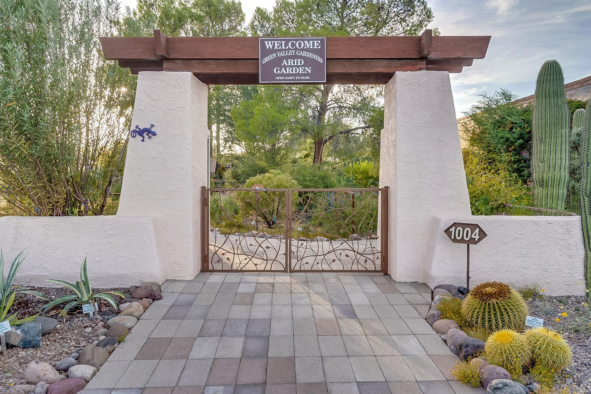 Desert Hills No.1 Townhomes (1-23) - Residential