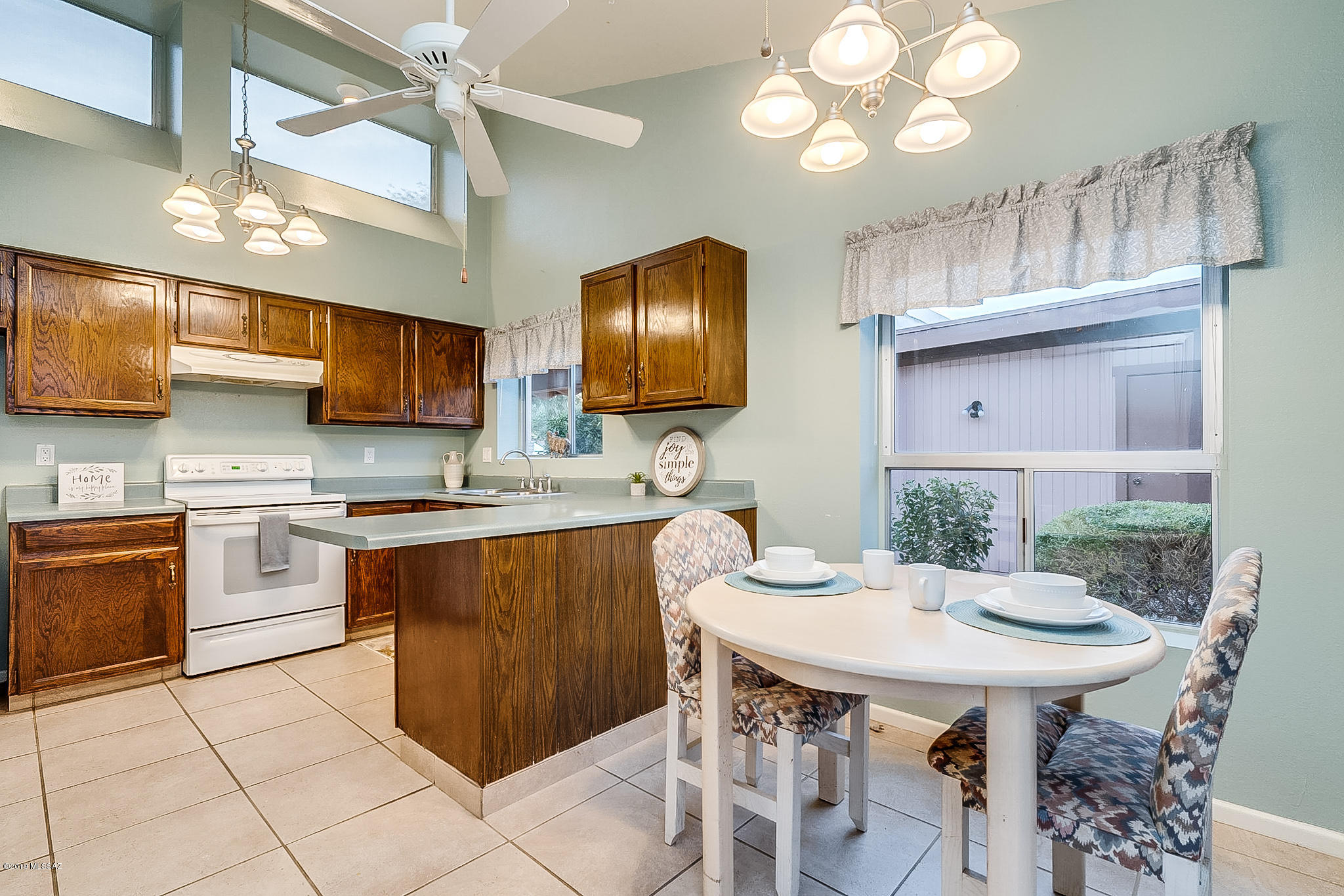 Desert Hills No.1 Townhomes (1-23) - Residential