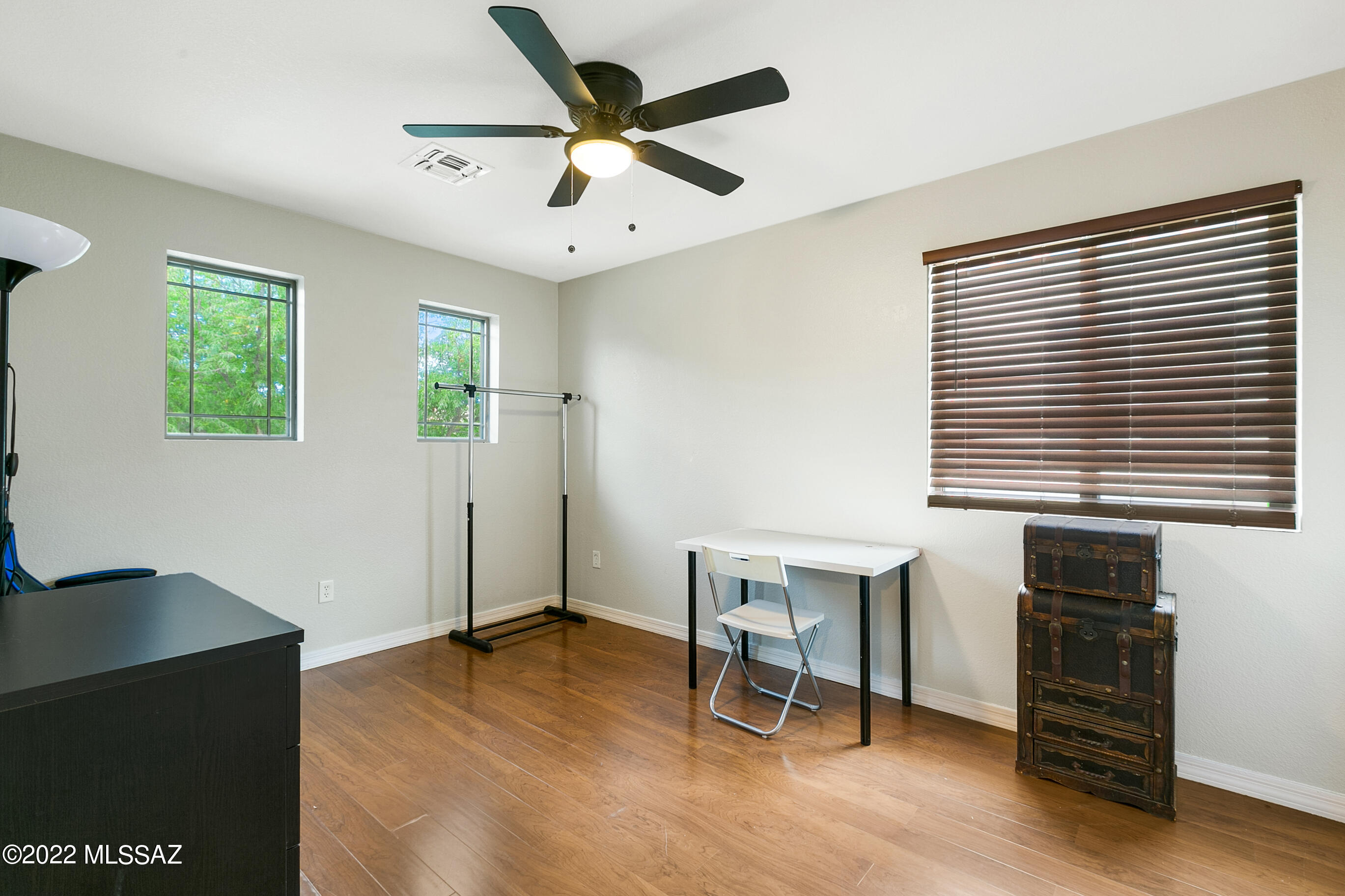 Presidio De Cancion (1-200) - Residential