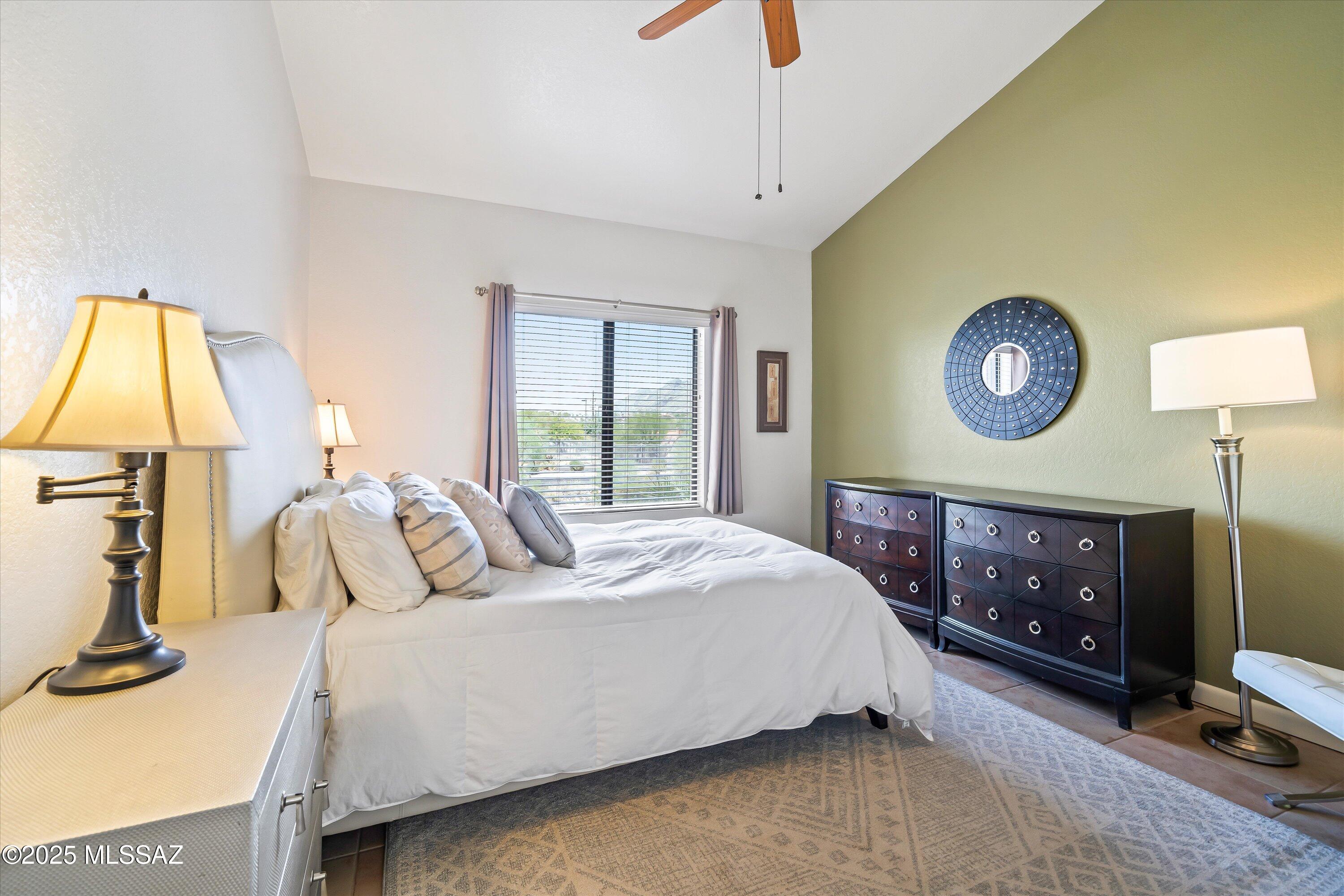 Condos At La Paloma (The) - Residential