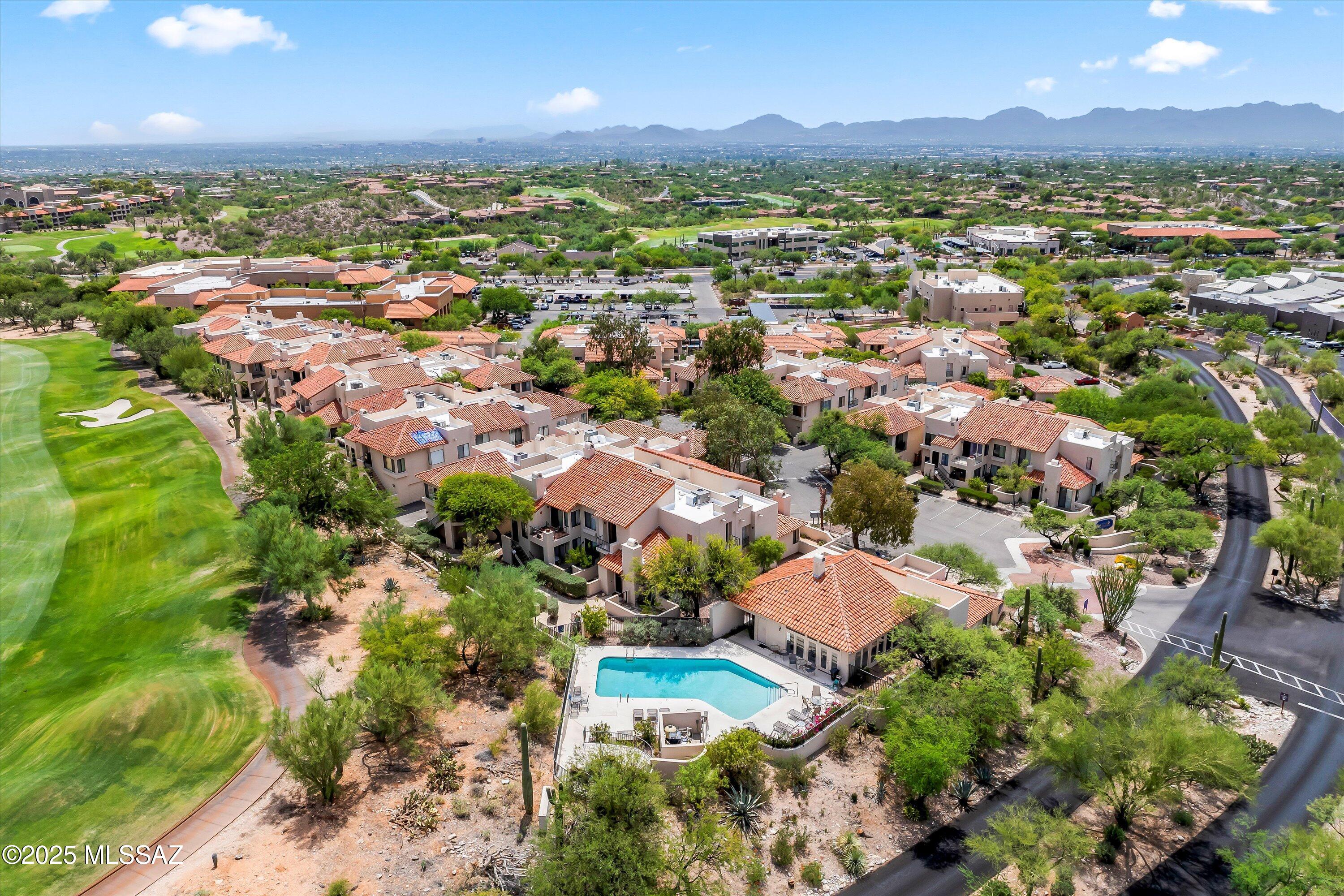 Condos At La Paloma (The) - Residential
