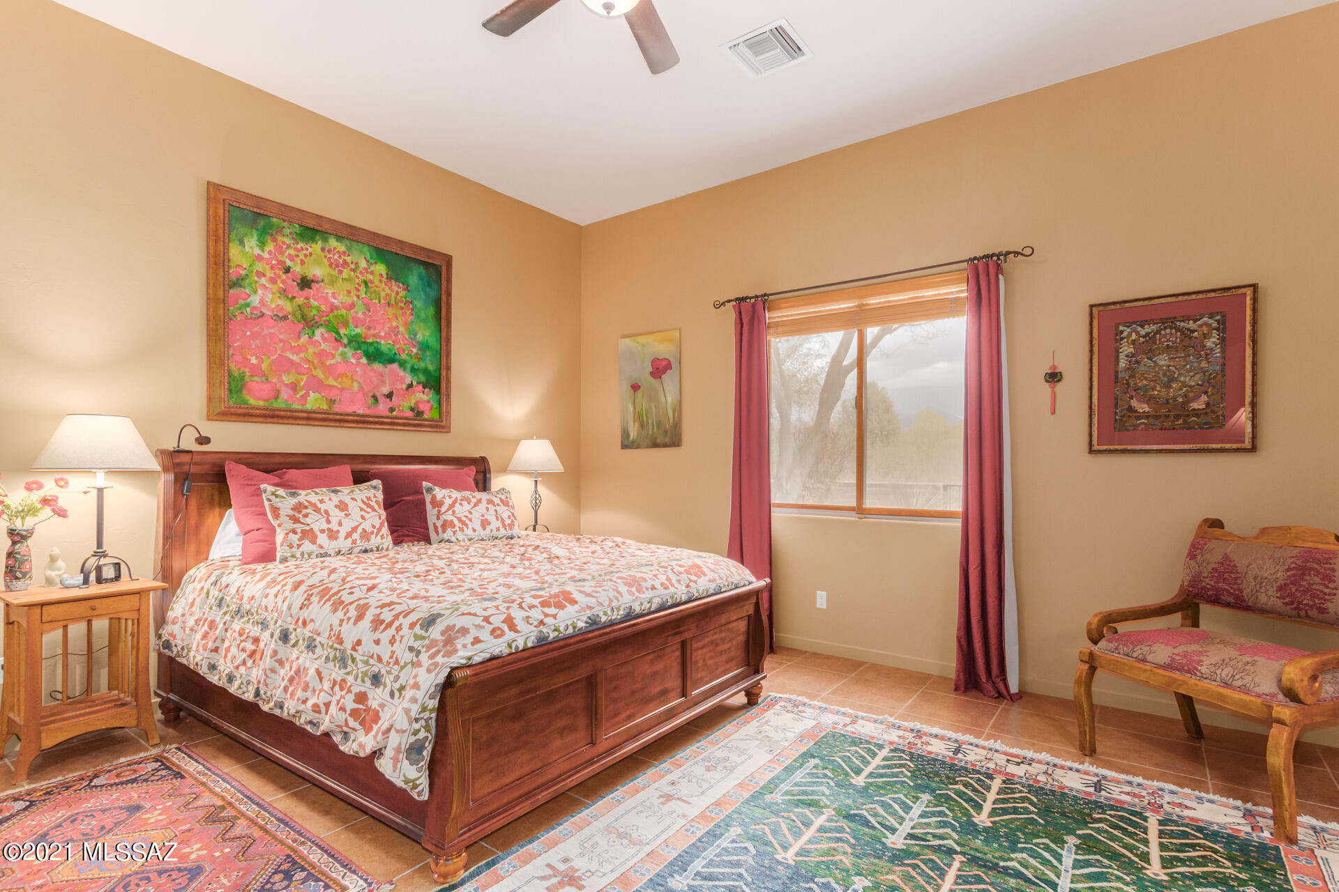 Barrio Trails Head - Residential