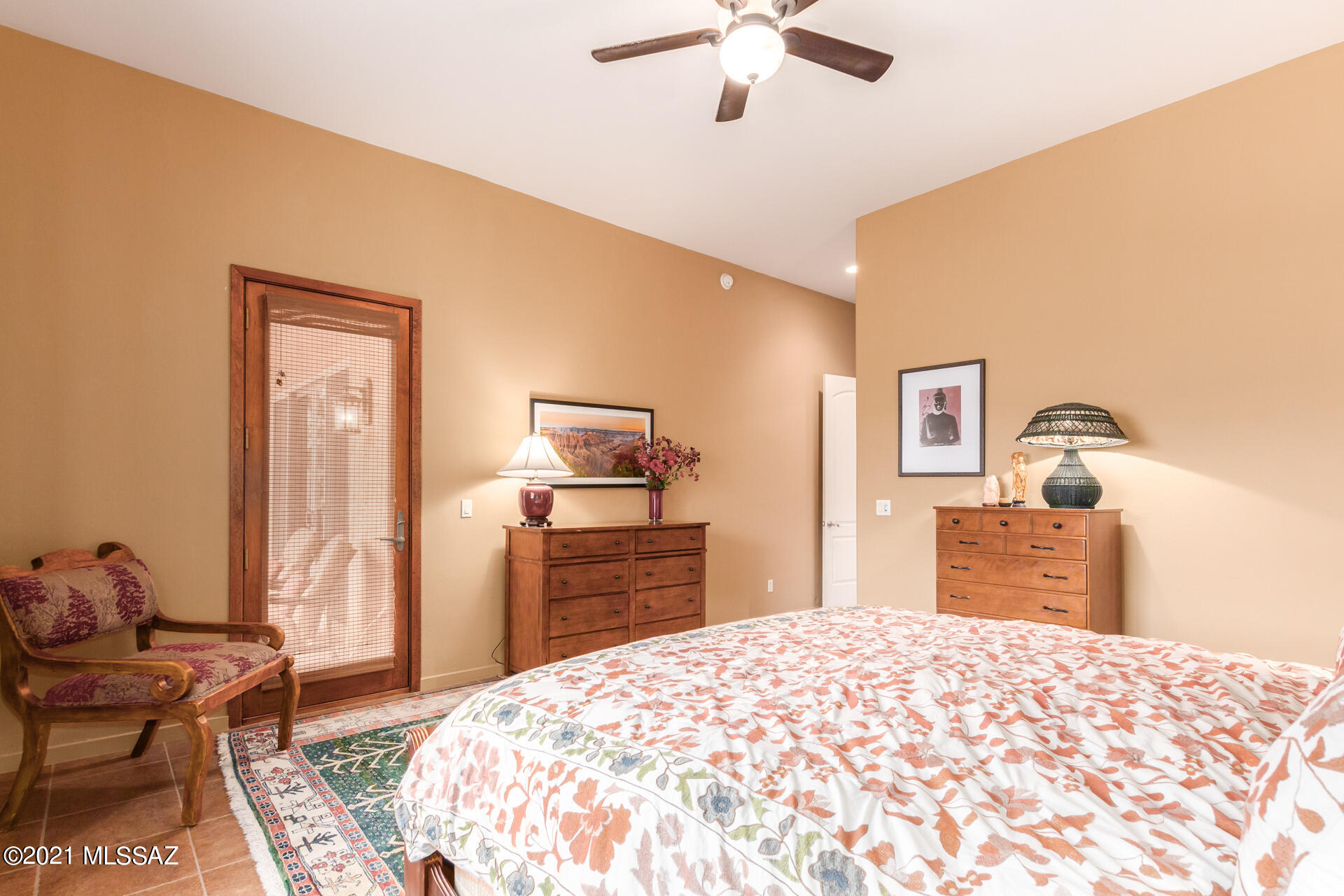 Barrio Trails Head - Residential