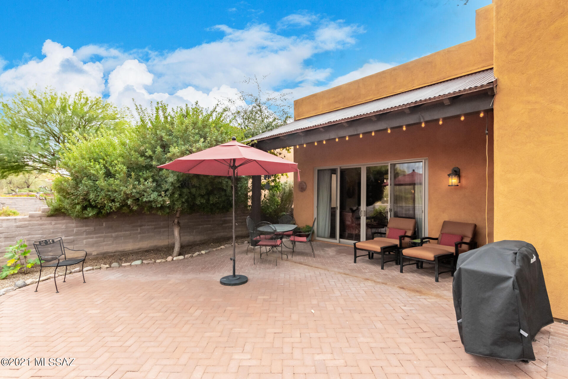Barrio Trails Head - Residential