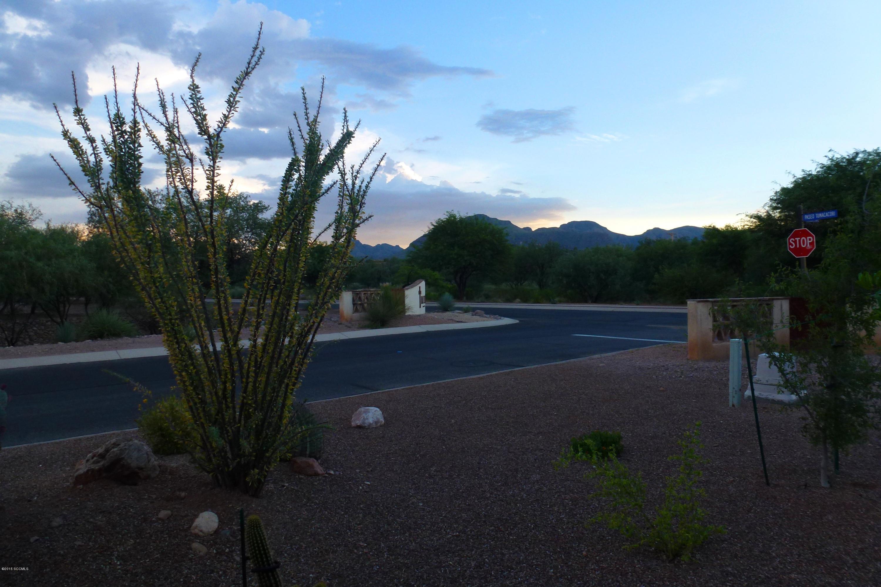 Barrio Trails Head - Residential
