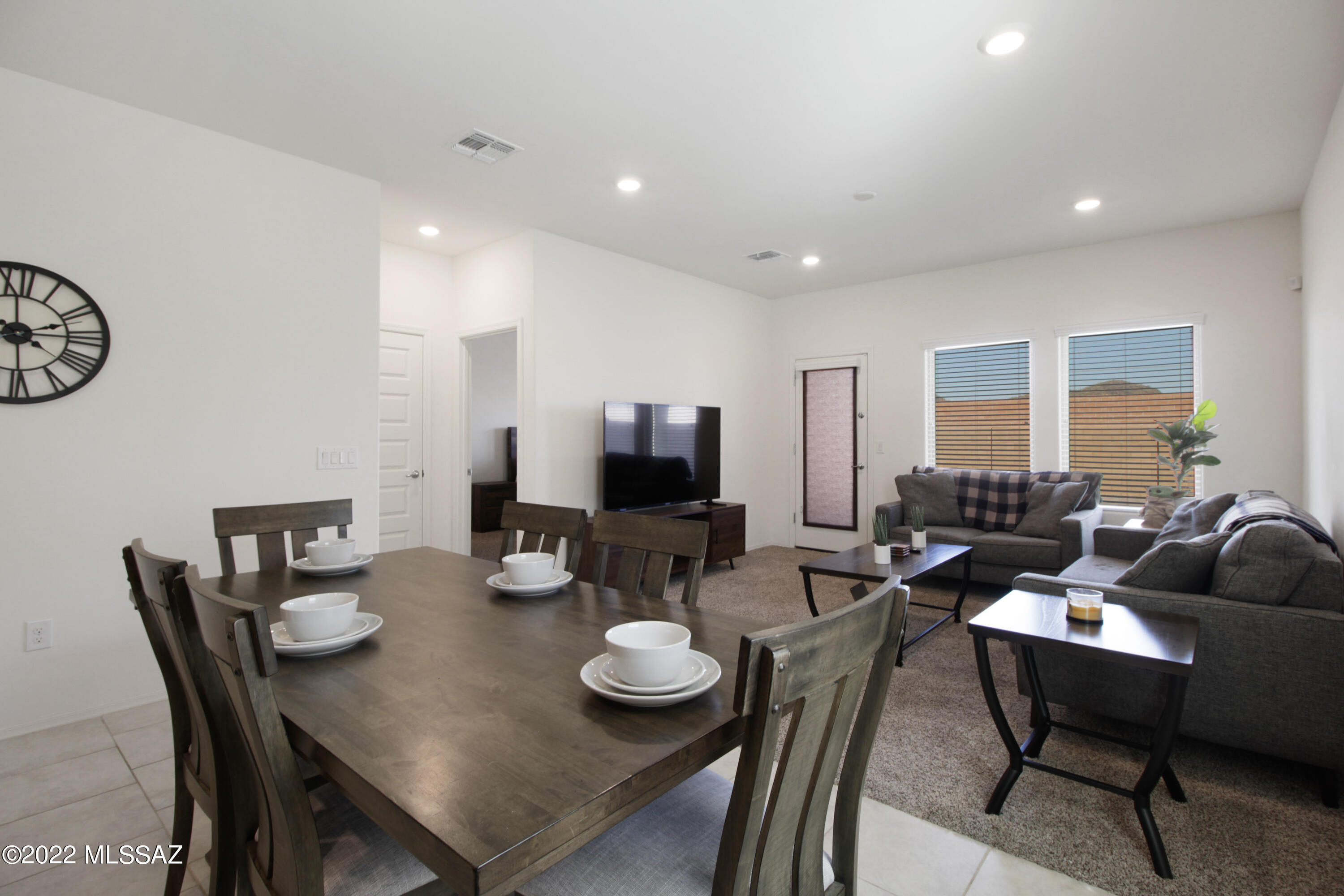 Saguaro Bloom SQ20180540069 - Residential