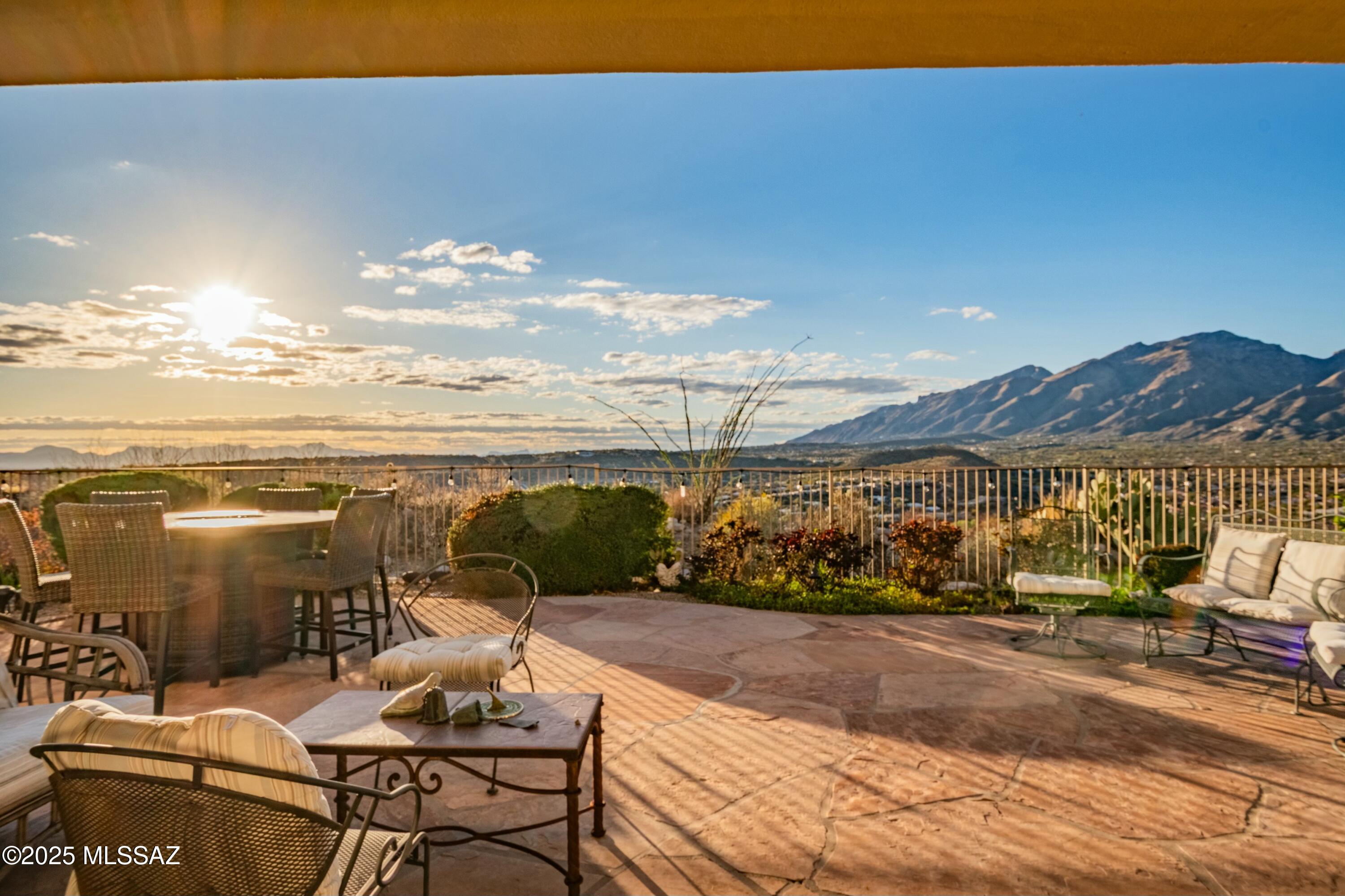 Sabino Mountain (1-290) - Residential
