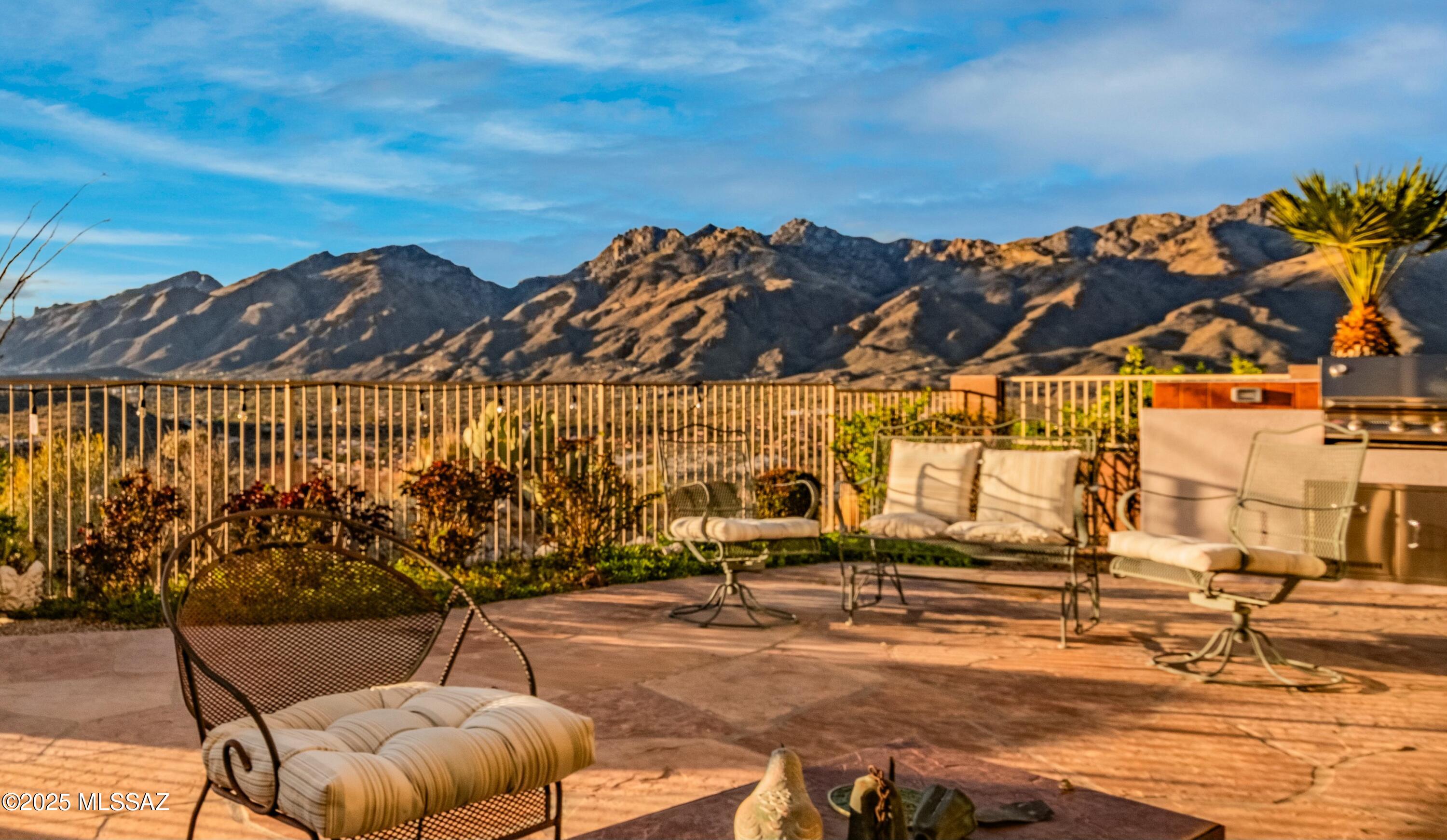 Sabino Mountain (1-290) - Residential
