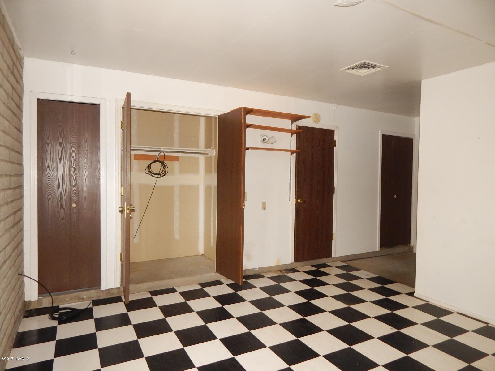 Oak Tree at Midvale Park (1-229) - Residential