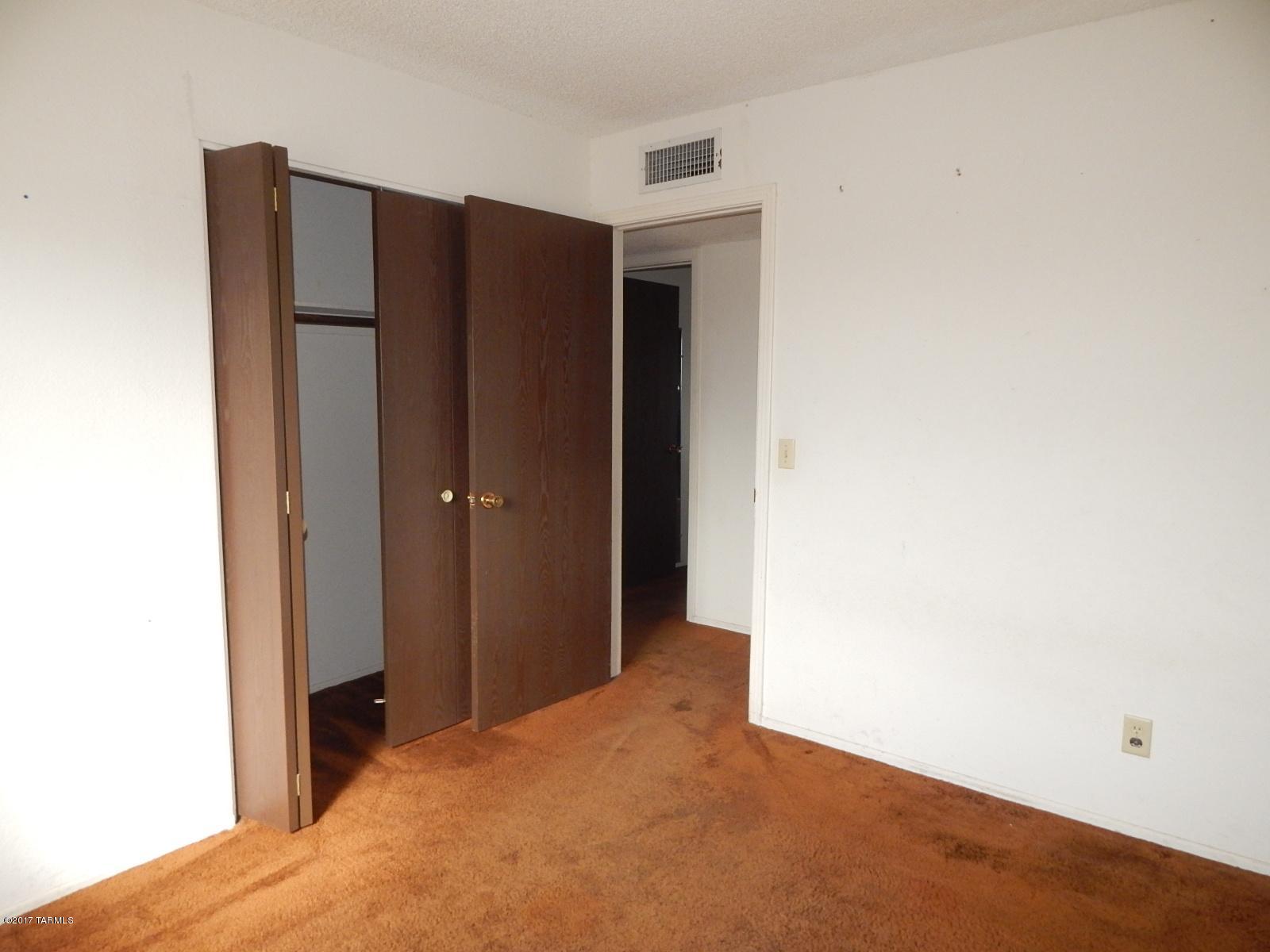 Oak Tree at Midvale Park (1-229) - Residential