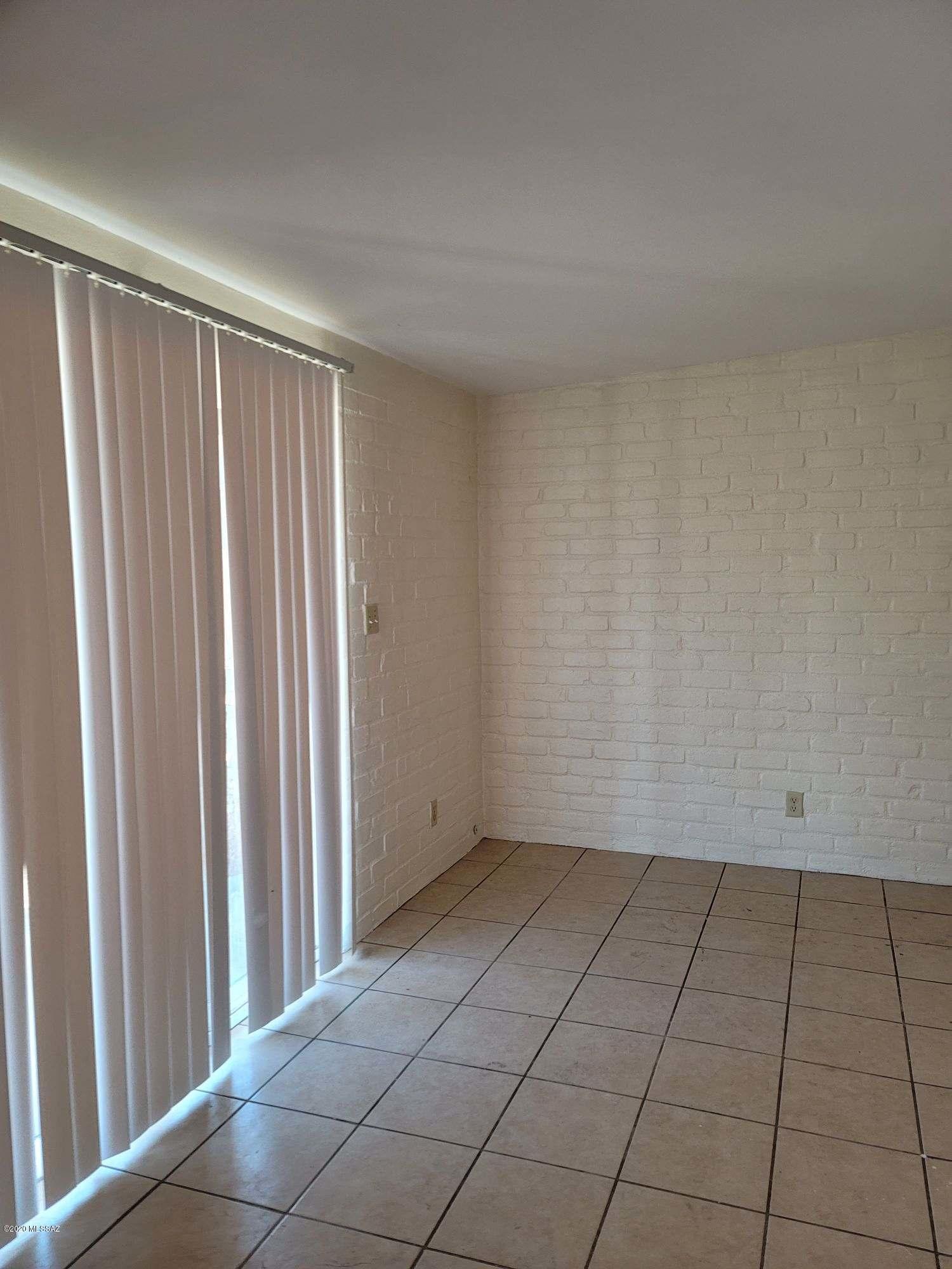 Coronado Heights - Residential Lease