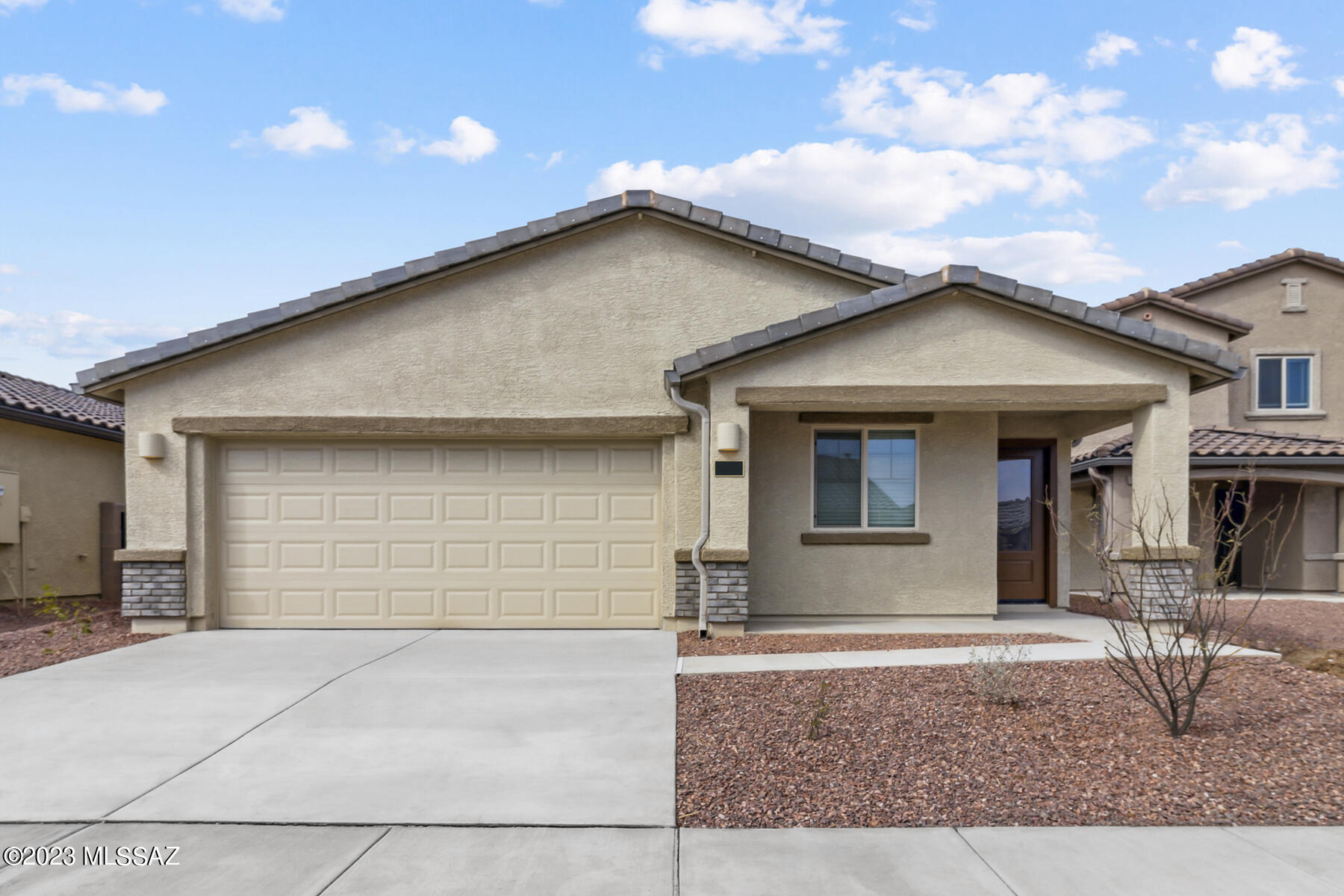 Red Rock Village features the incredible Prescott floor plan with 3 bedrooms, 2 bathrooms, and a 2-car garage. This floor plan includes a front den, spacious family room, covered back patio, private back yard, and so many upgrades you'll love! Utilize the front den as a dining space, home office, or craft room – the opportunities are endless. With a spacious family room connected to the incredible kitchen, you'll have the perfect space for hosting get-togethers with family and friends.