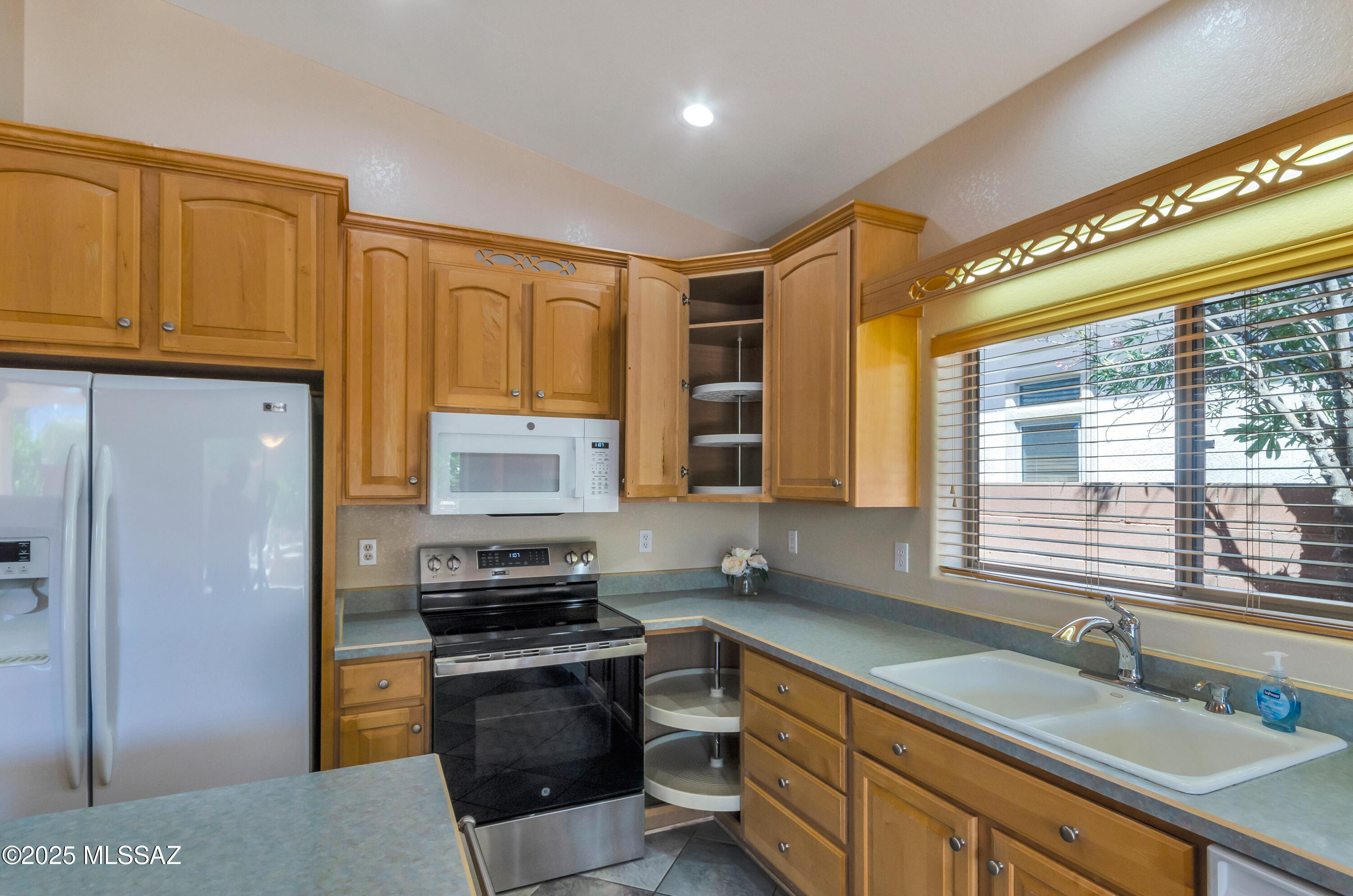 Canada Ridge (1-126) - Residential