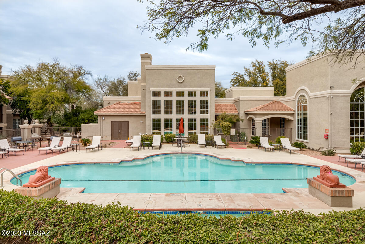 The Boulders at La Reserve Condominiums - Residential