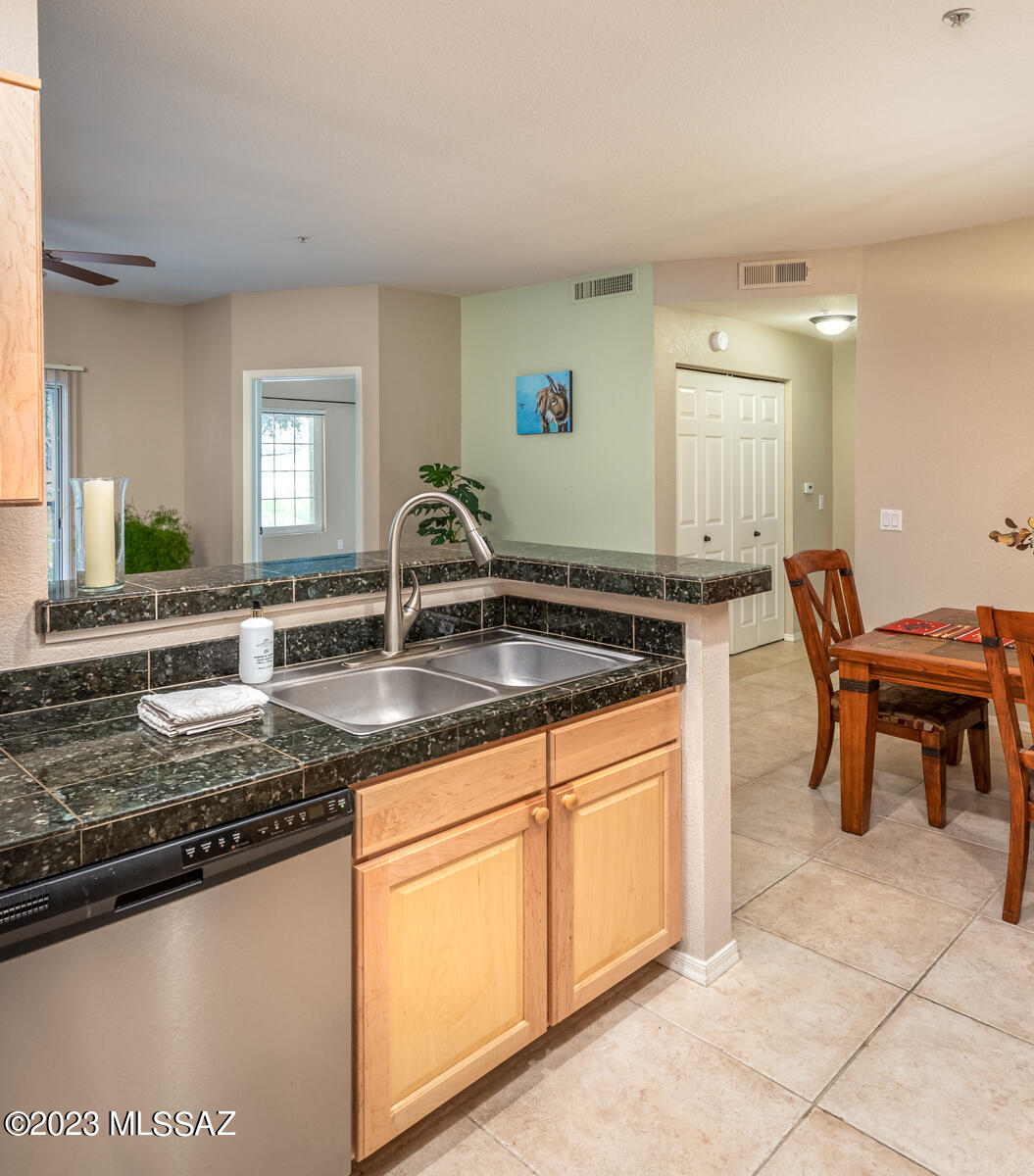 The Boulders at La Reserve Condominiums - Residential