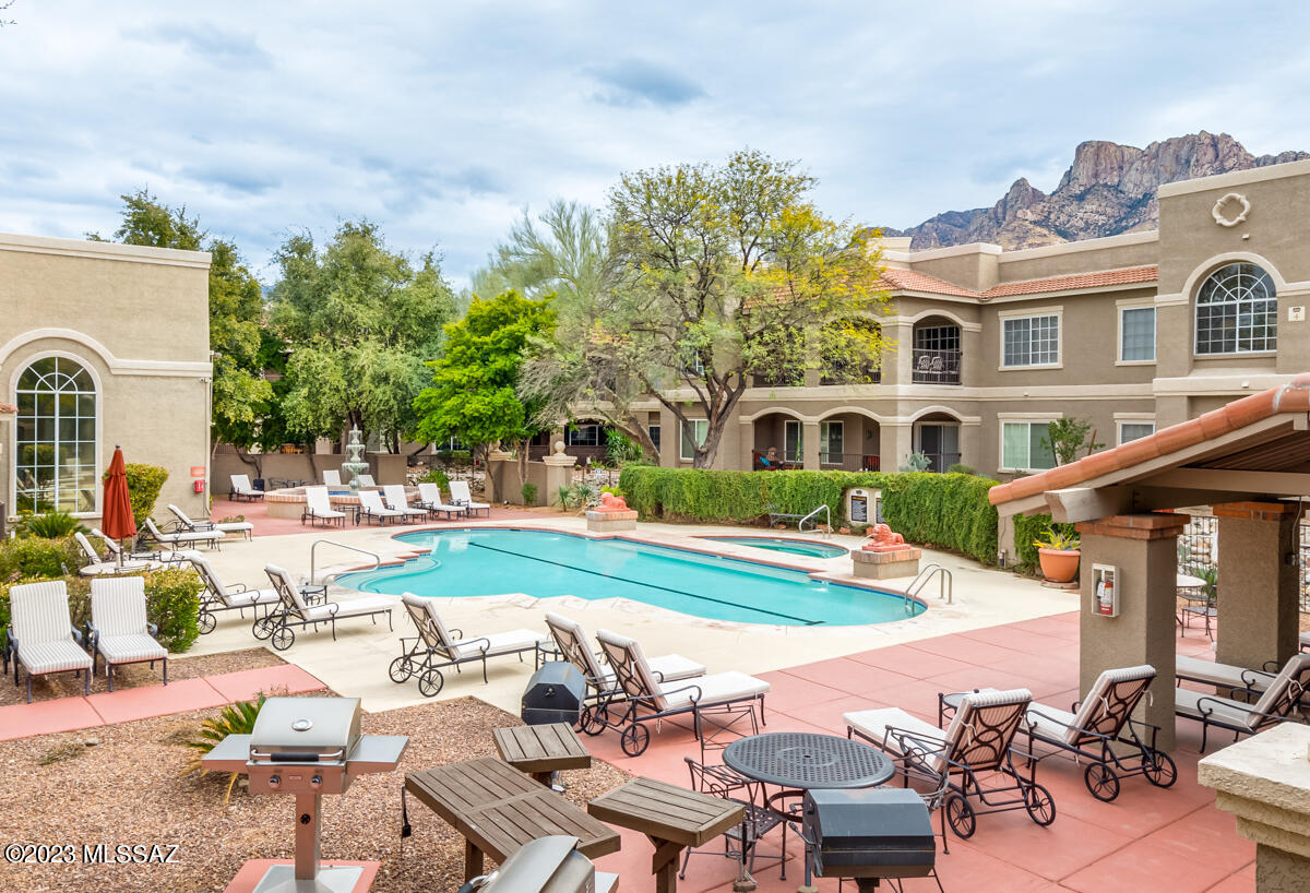 The Boulders at La Reserve Condominiums - Residential