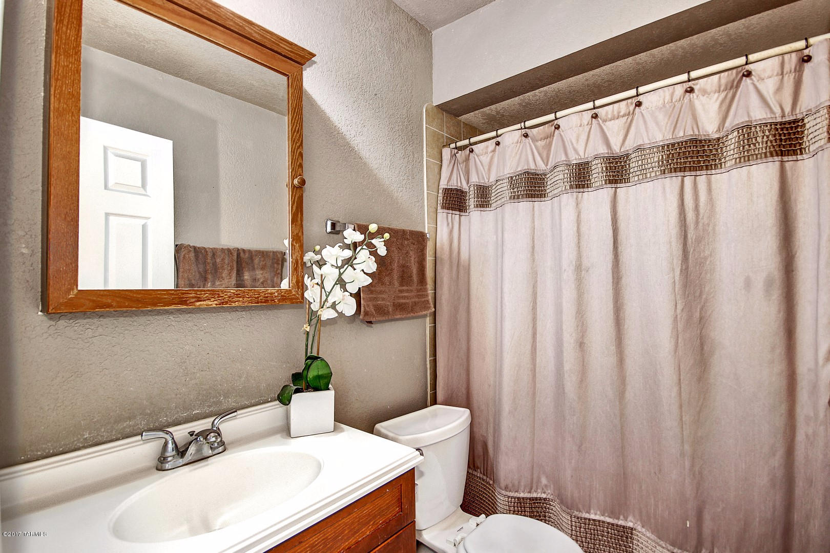 Kino Meadows (1-128) - Residential