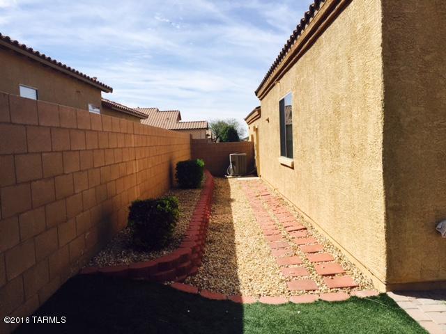 Star Valley Blk. 10 (1-228) - Residential
