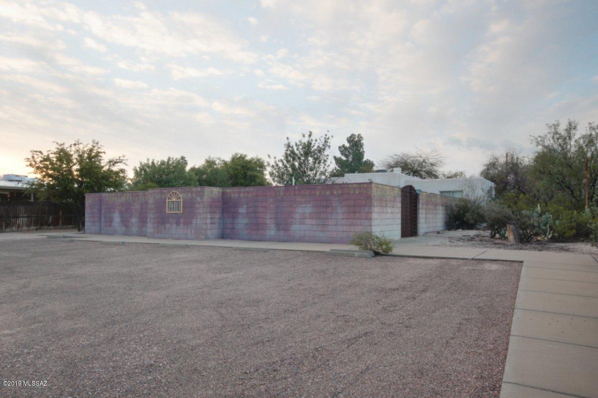 Amazing 21,000 square-foot R-2 lot in the heart of Hedrick Acres. Easy 1.5 mile bike ride doe. Mountain Avenue into campus. The 1200 square-foot three bedroom two bath home, has been converted into a fantastic twin classroom preschool with separate entrances through walled yards with pathways. Large 1-car garage storage space in the rear of the property and 10 to 12 space parking lot to the front. Roof has been recently re-coated and a new A/C+ Furnace installed in 2017. Home has lots of upside potential. Seller is open to reconverting spaces it into three bedroom two bath home, Contact listing agent to discuss those options.