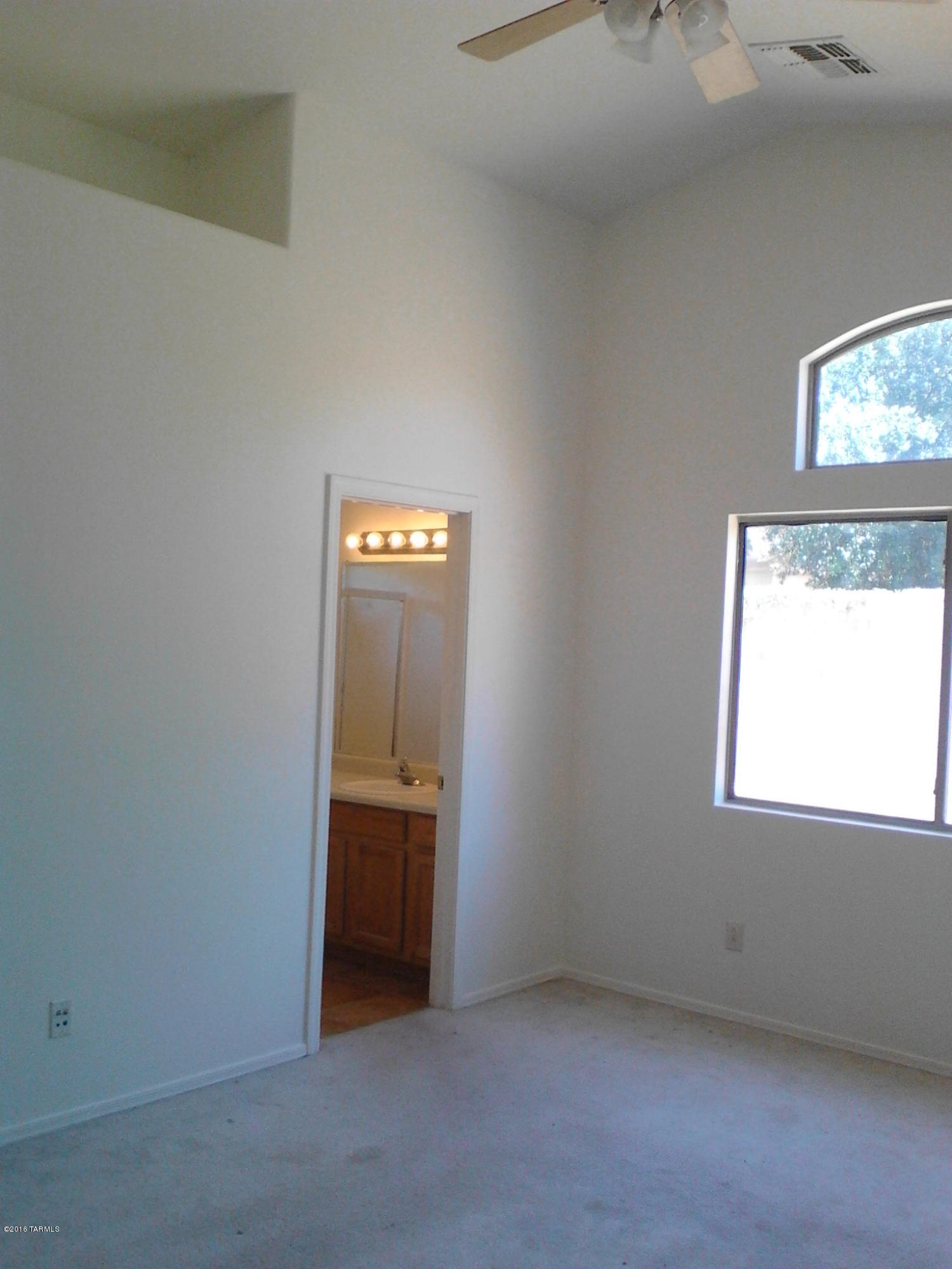 Presidio Del Rio  (1-162) - Residential Lease