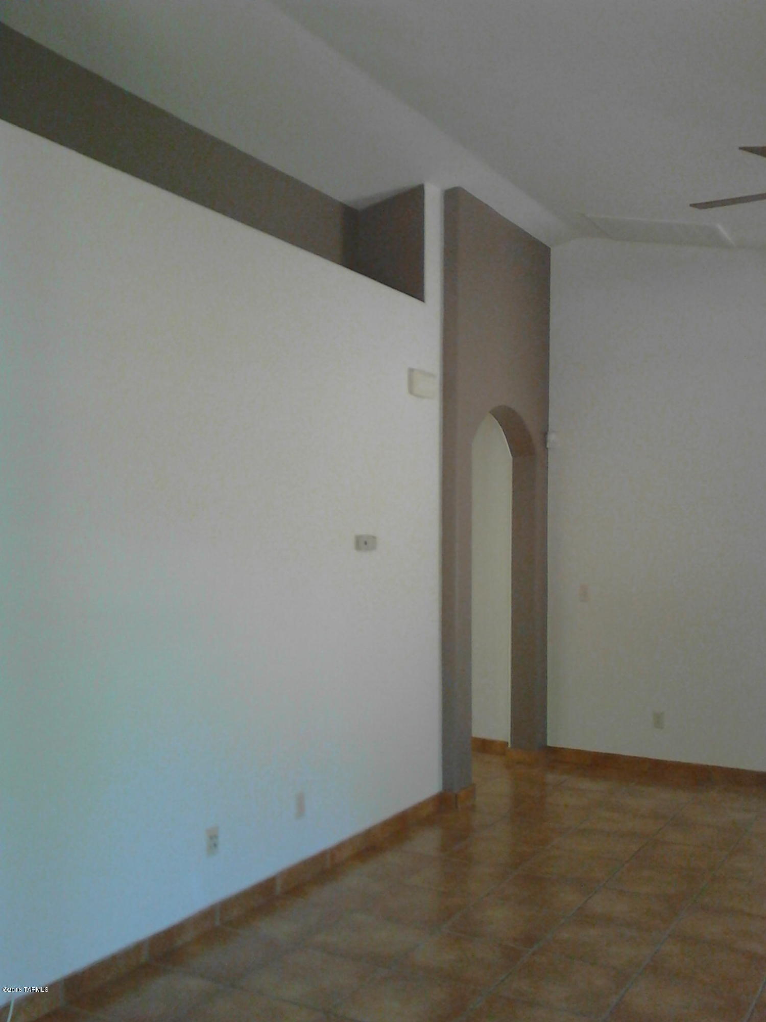 Presidio Del Rio  (1-162) - Residential Lease