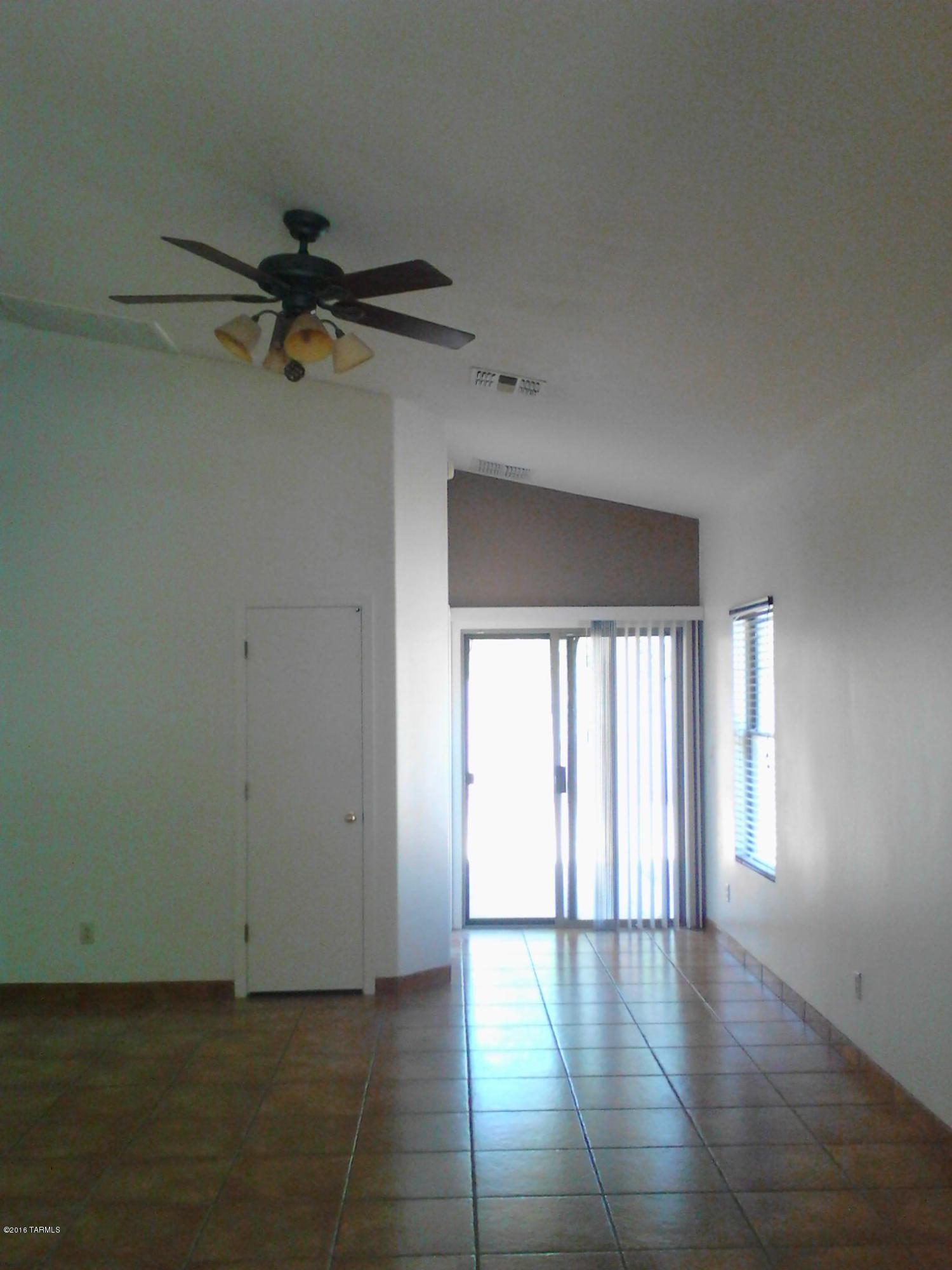Presidio Del Rio  (1-162) - Residential Lease
