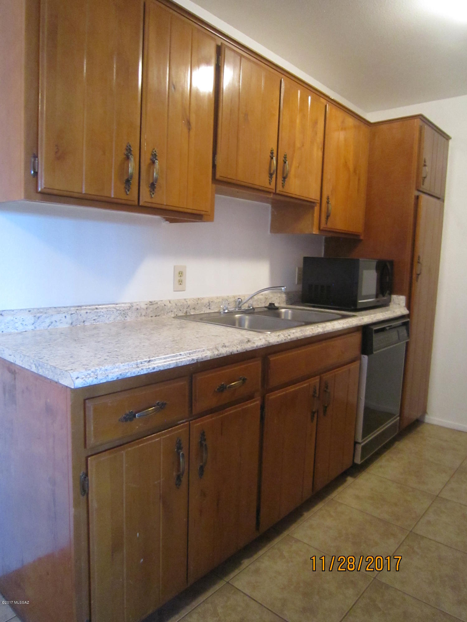 Golf Links East Condos (1-48) - Residential Lease