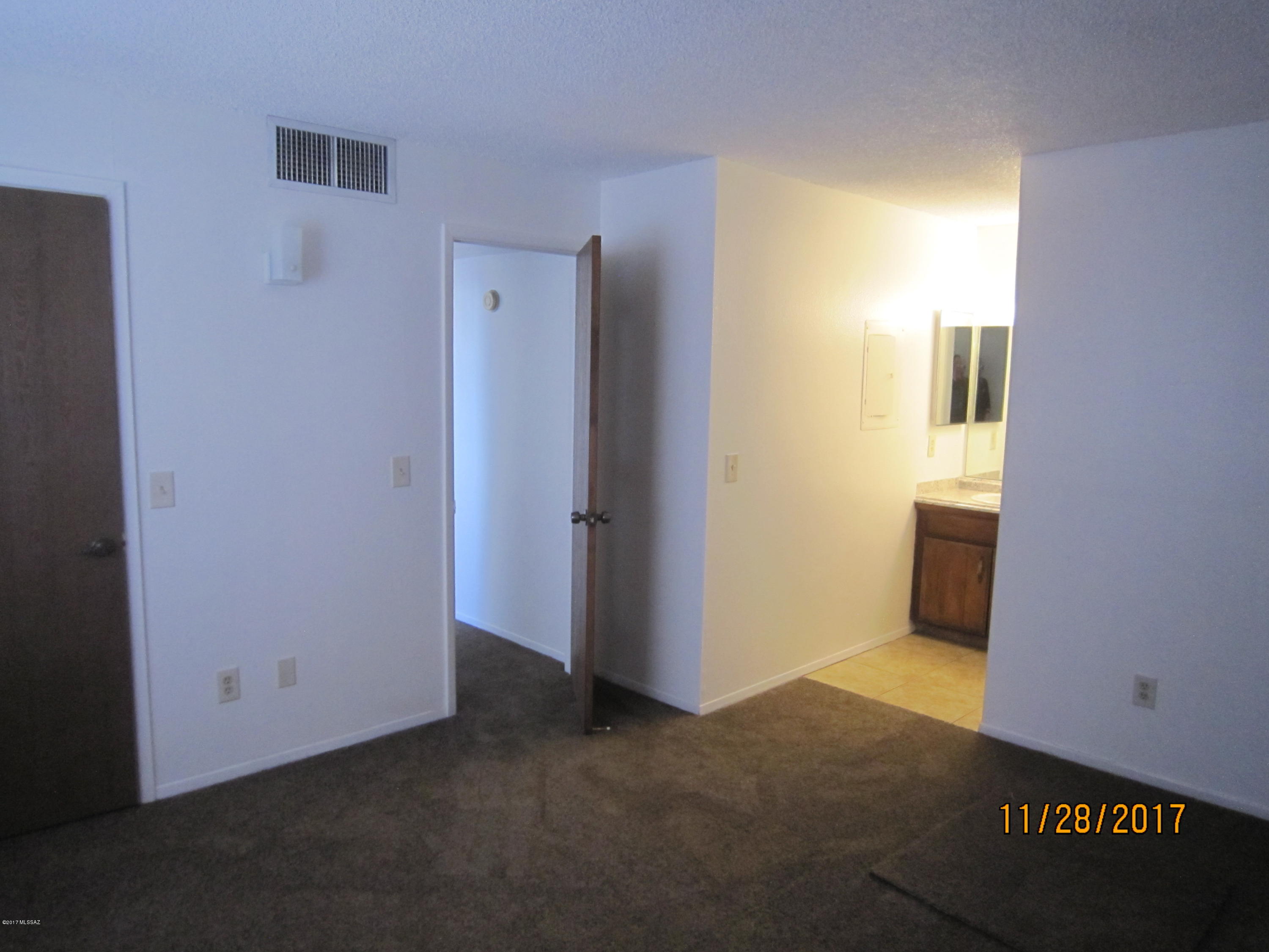 Golf Links East Condos (1-48) - Residential Lease