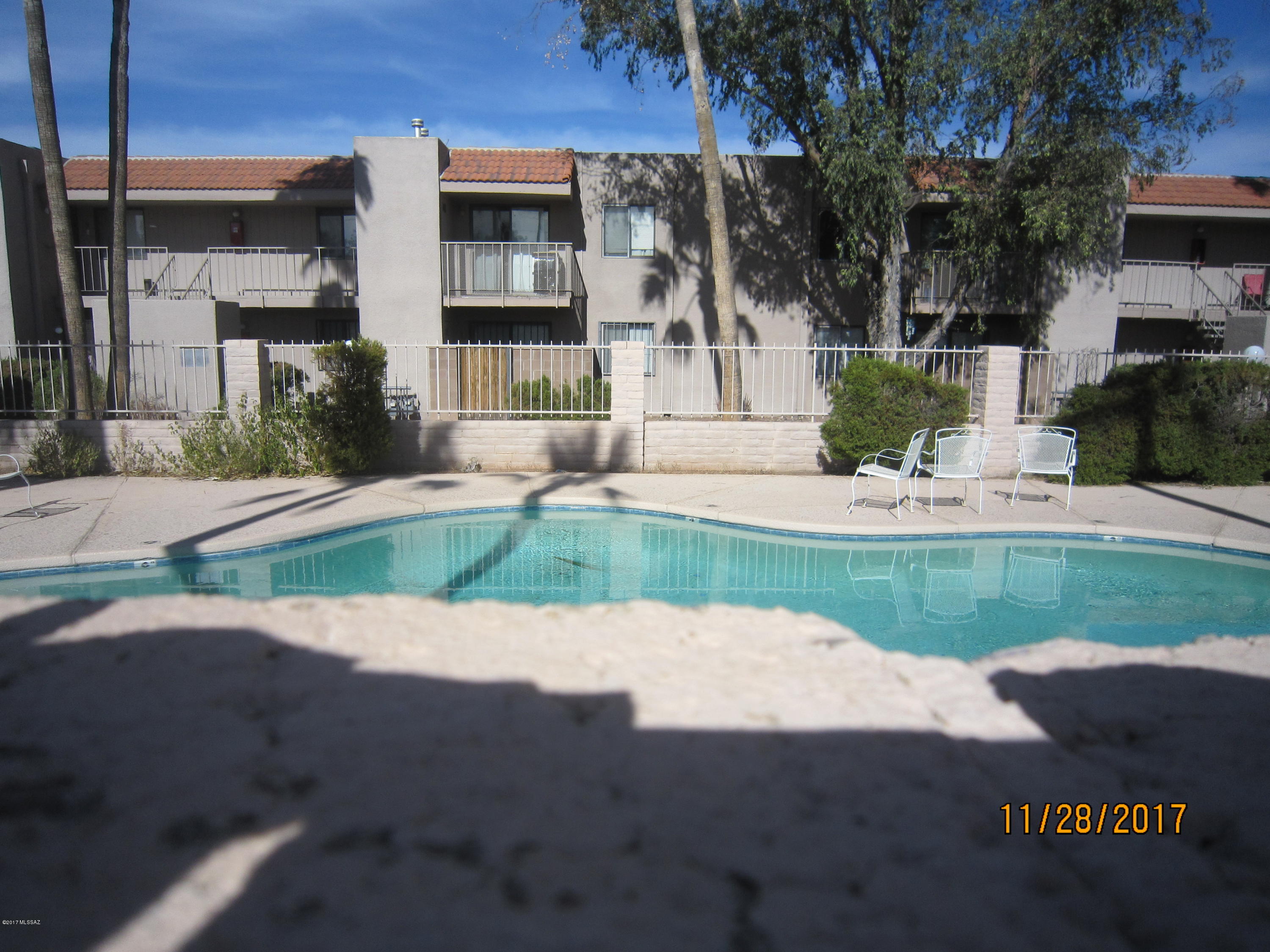 Golf Links East Condos (1-48) - Residential Lease