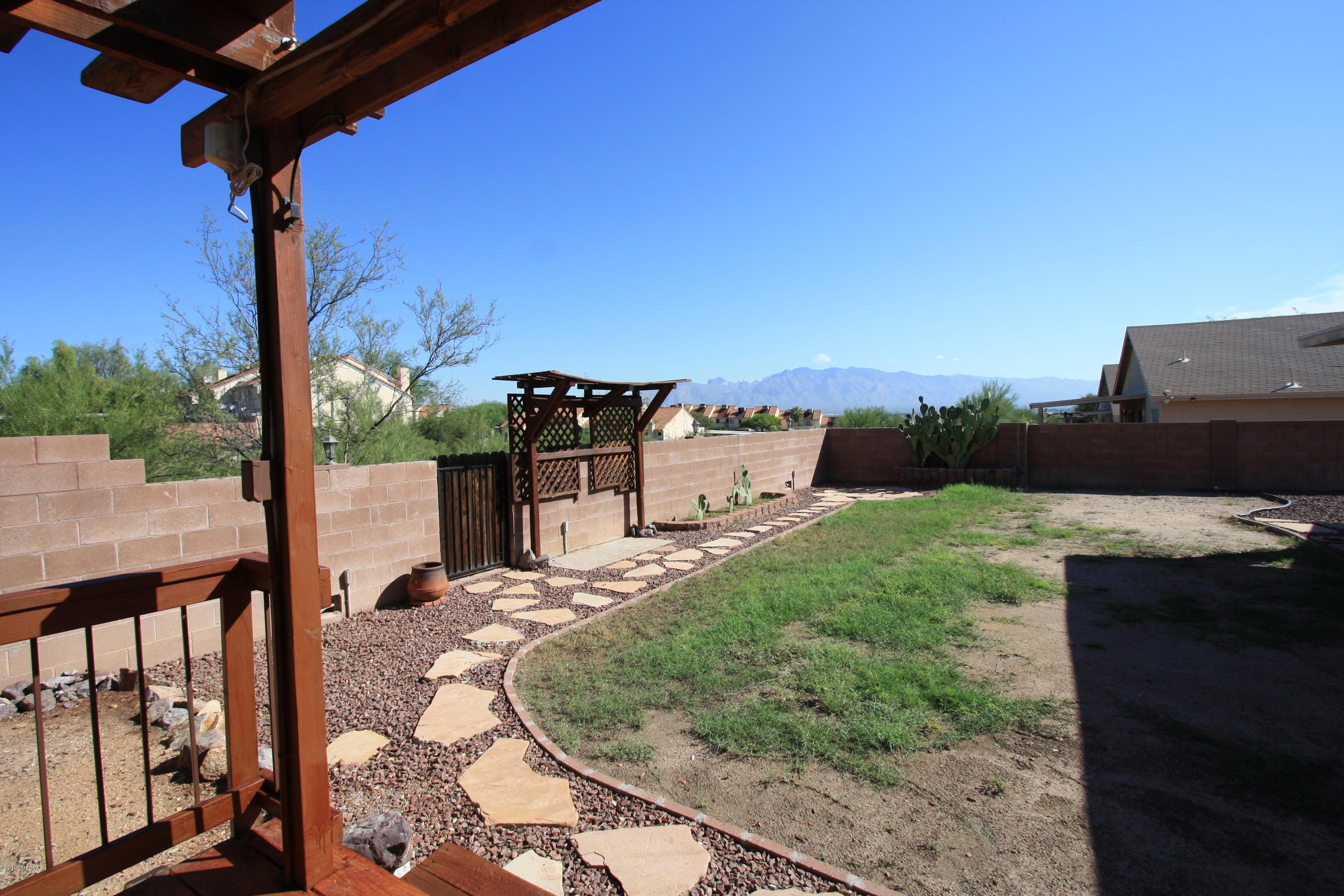 Saddlewood Estates (65-138) - Residential Lease