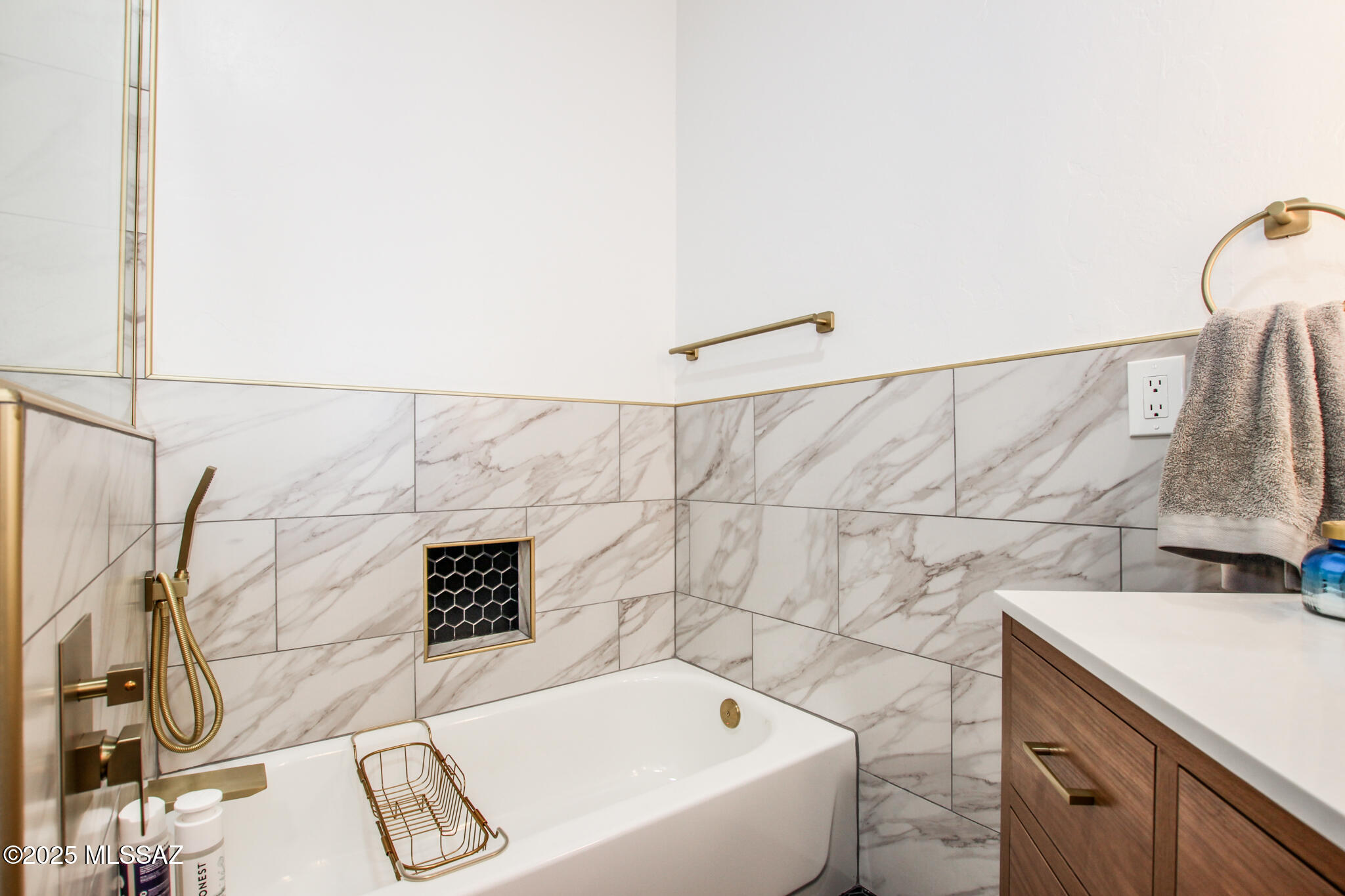 River Walk (1-140) - Residential