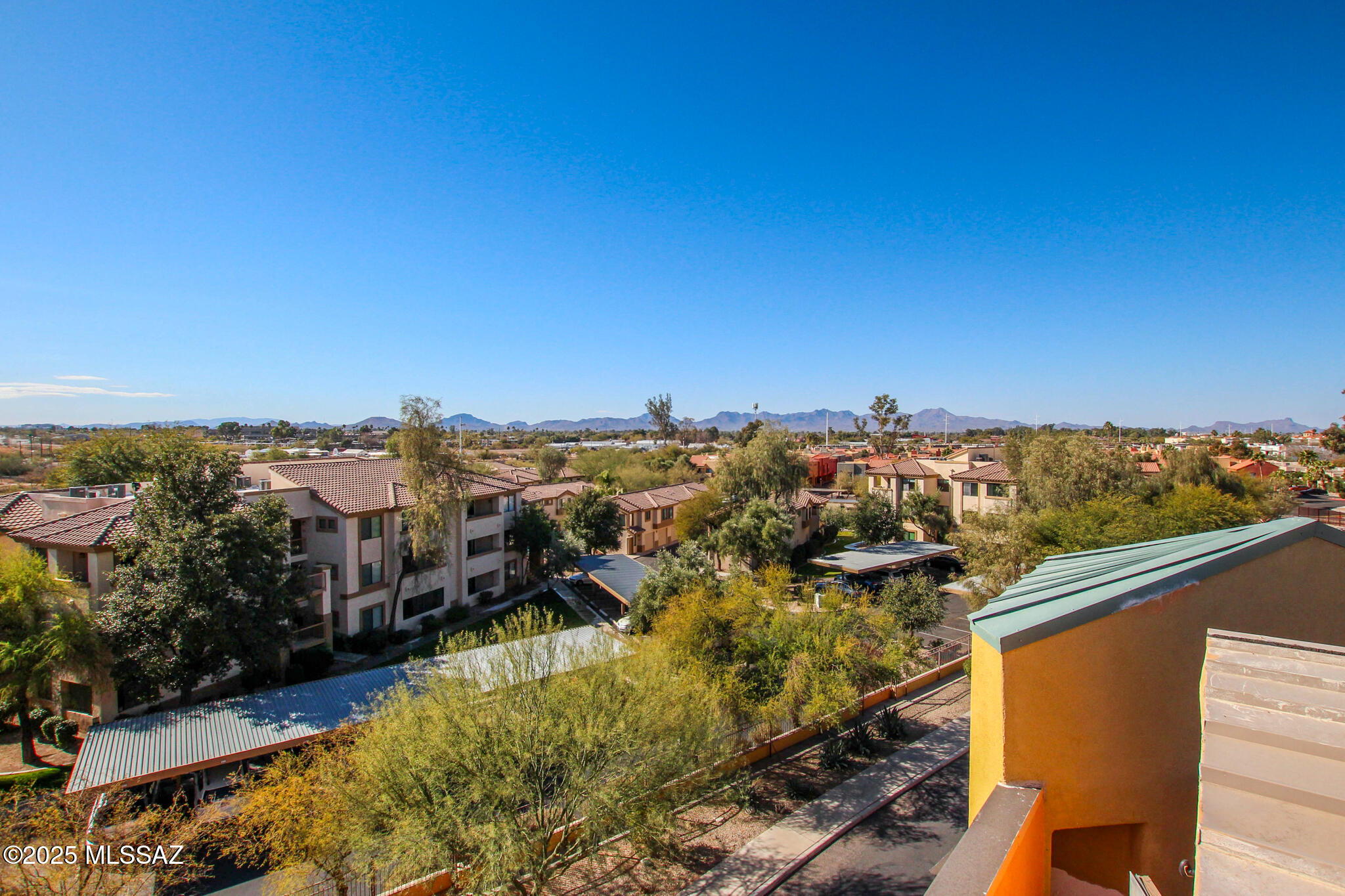 River Walk (1-140) - Residential