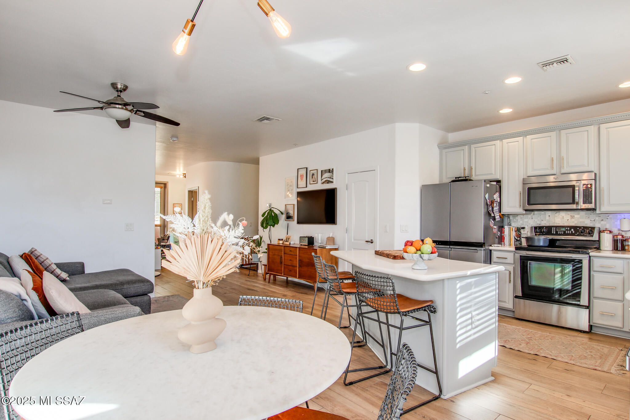 River Walk (1-140) - Residential