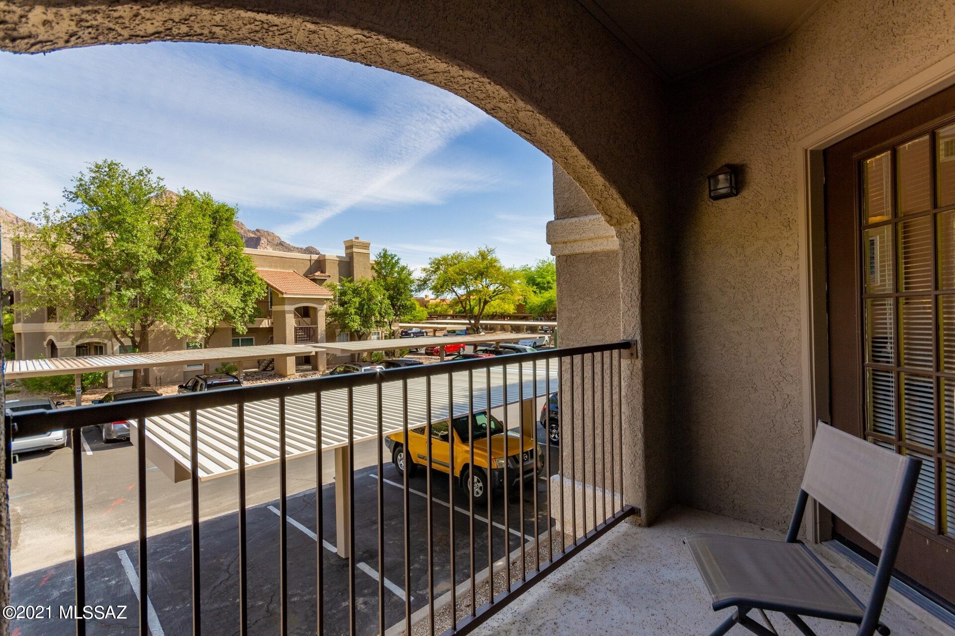 The Boulders at La Reserve Condominiums - Residential