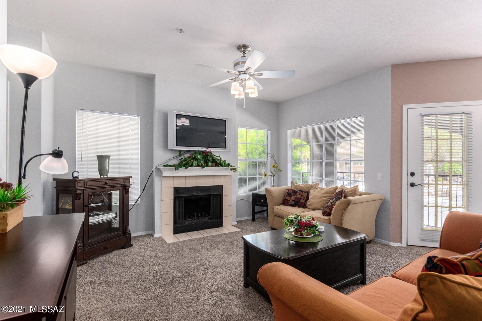 The Boulders at La Reserve Condominiums - Residential
