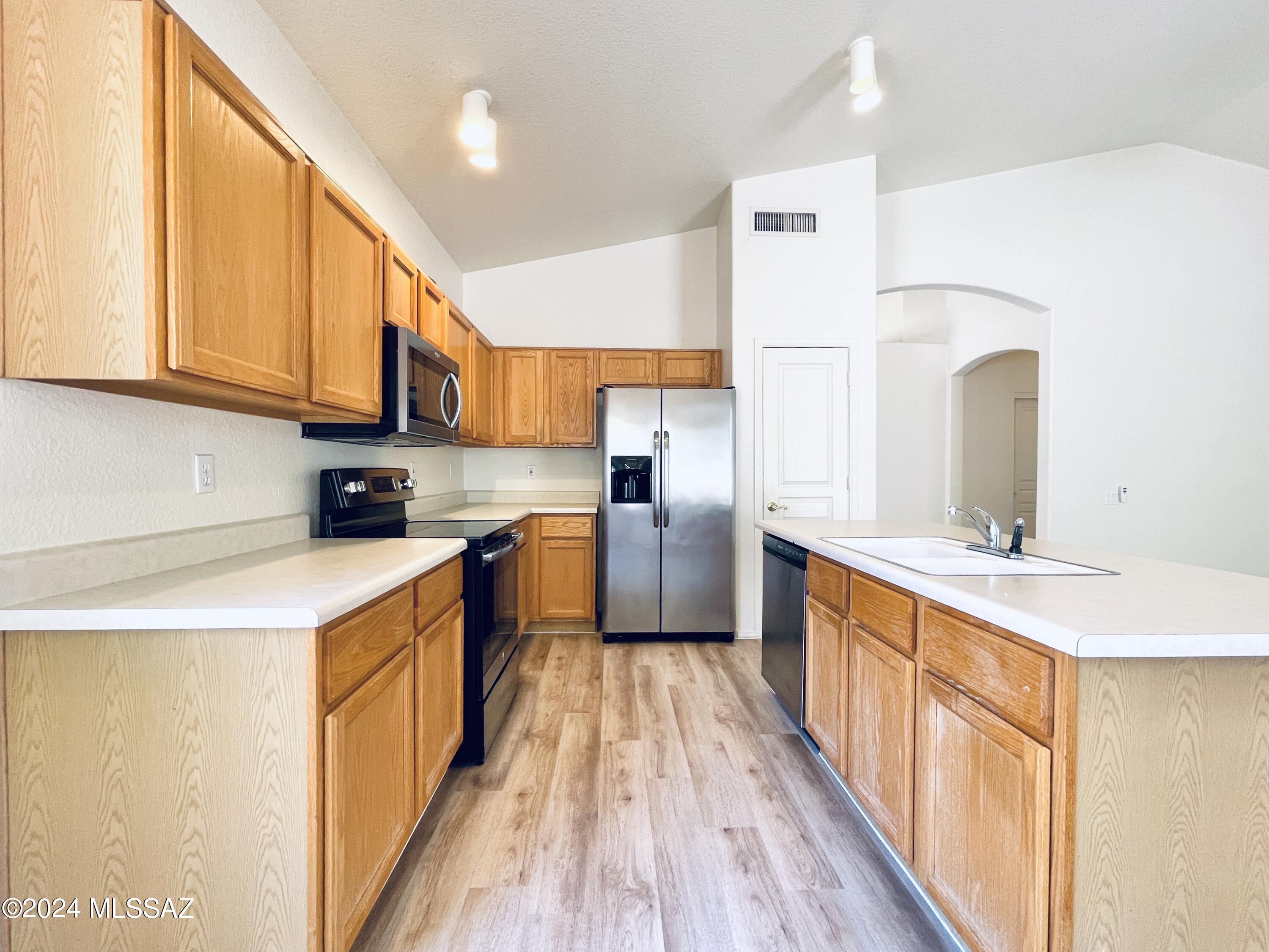 Villages Of Ventana (1-68) - Residential Lease