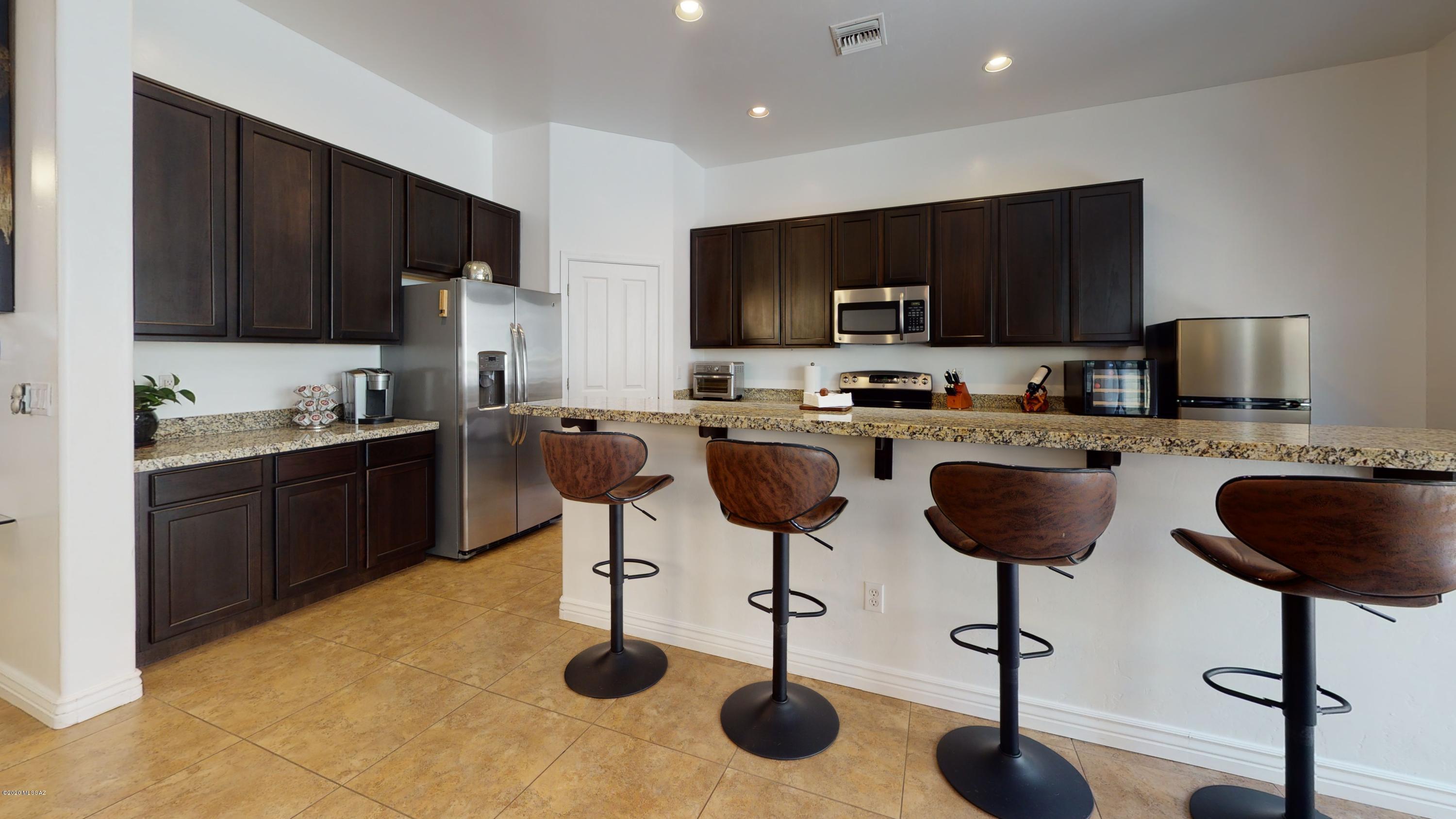 Miramonte at the River (1-163) - Residential Lease